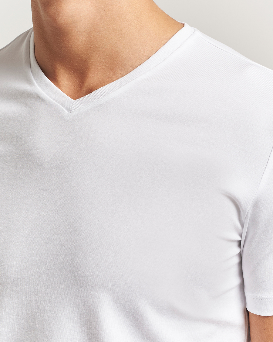 Men | T-Shirts | Falke | 2-Pack Cotton V-Neck T-Shirt White