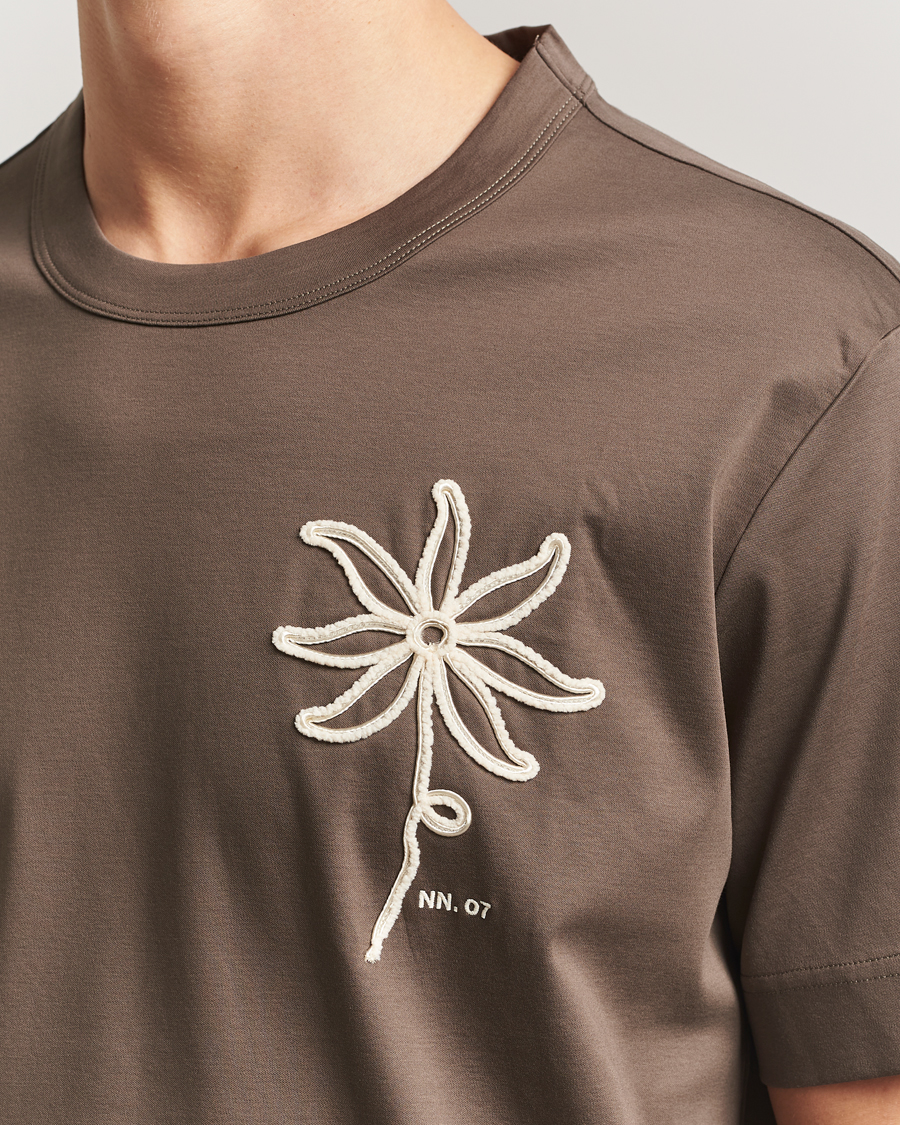Men | T-Shirts | NN07 | Pedro Embroidered T-Shirt Mable Husk