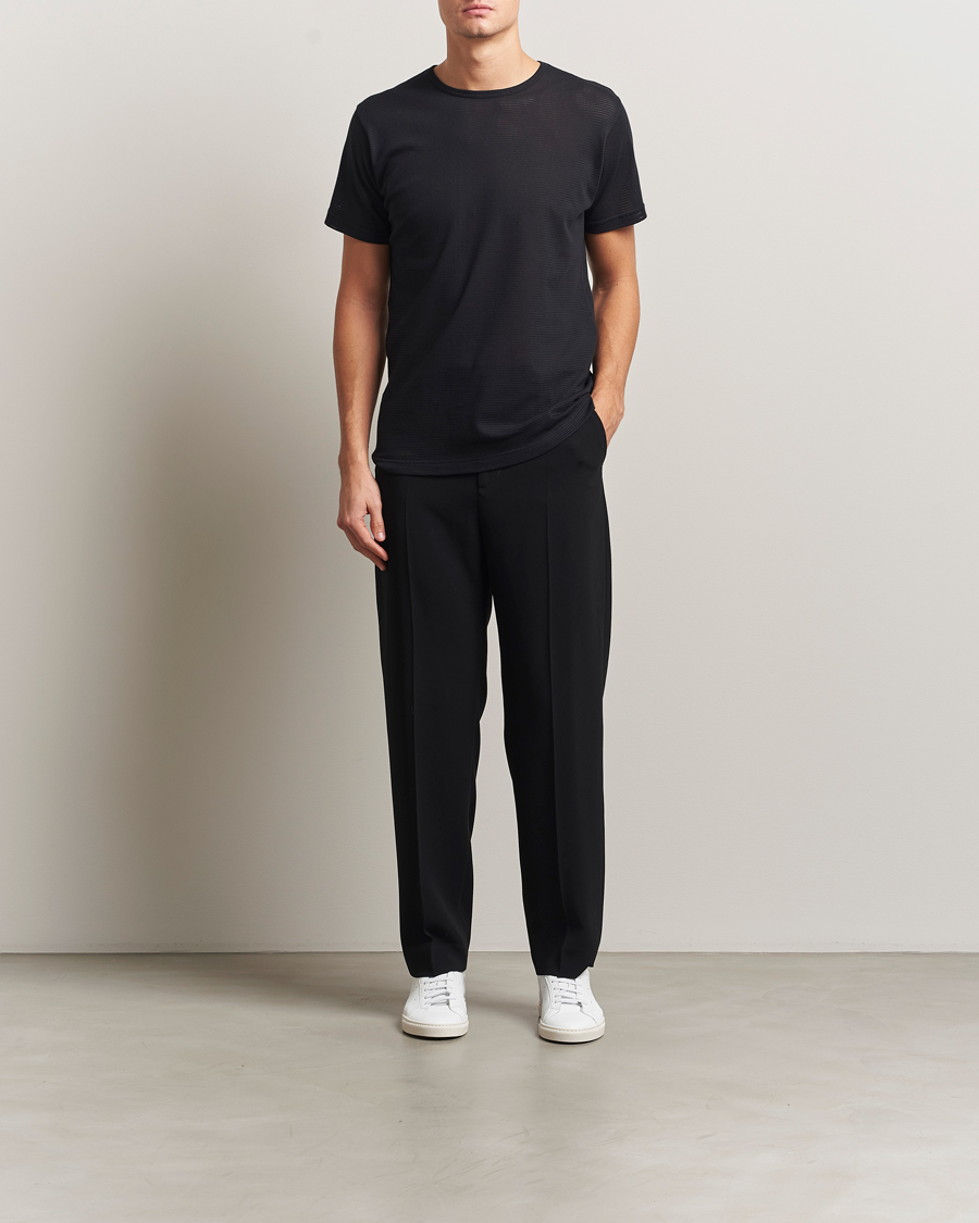 Men | T-Shirts | Sunspel | Cellular Underwear T-Shirt Black