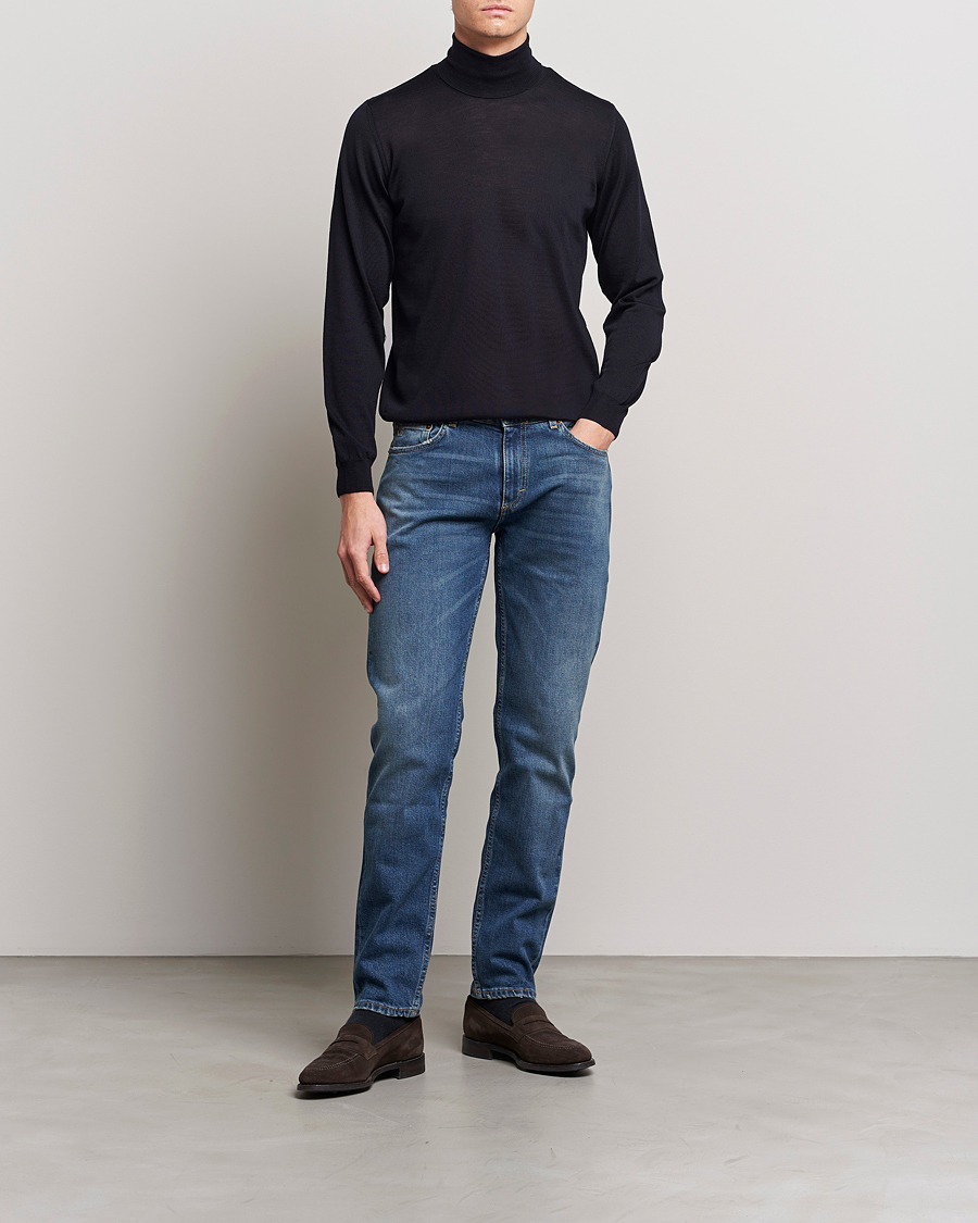 Men | Trousers | Oscar Jacobson | Albert Cotton Stretch Jeans Vintage Wash