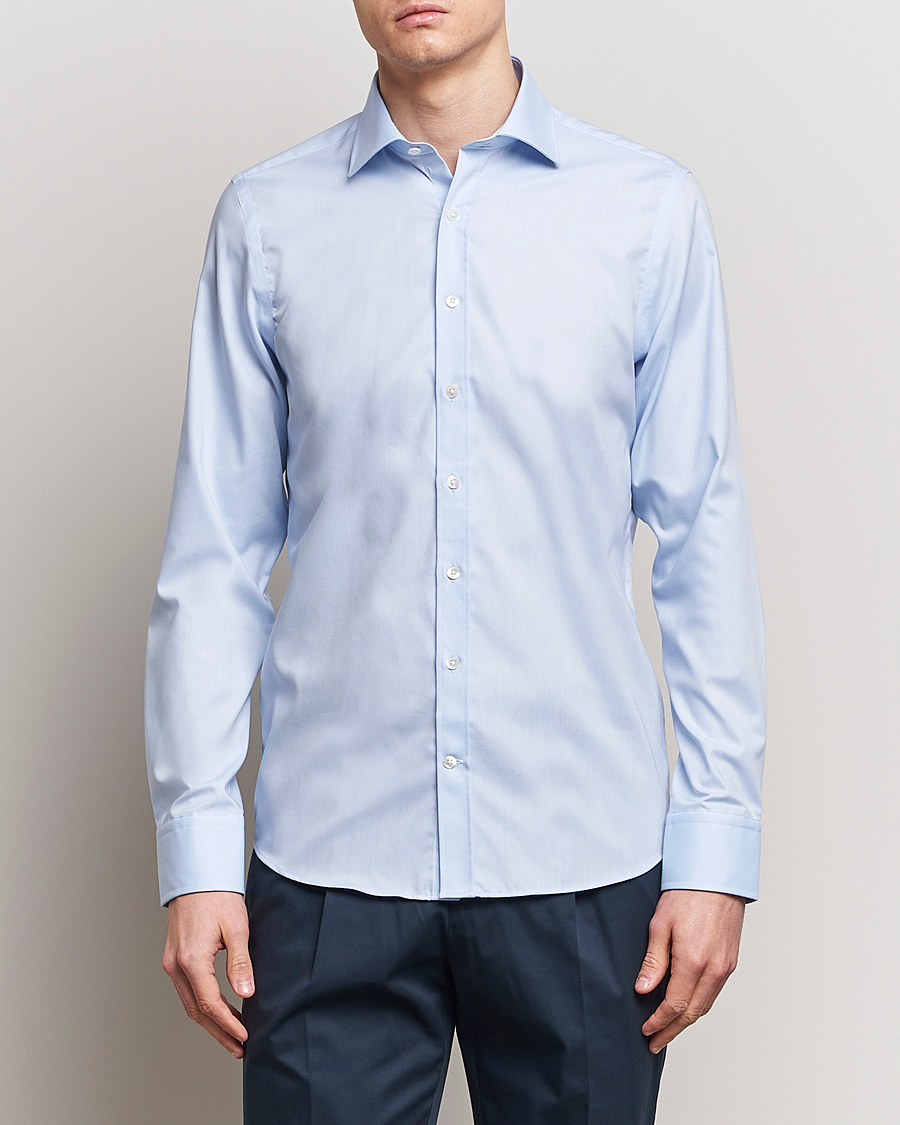 Men | Shirts | Oscar Jacobson | Slim Fit Cut Away Non Iron Twill Light Blue