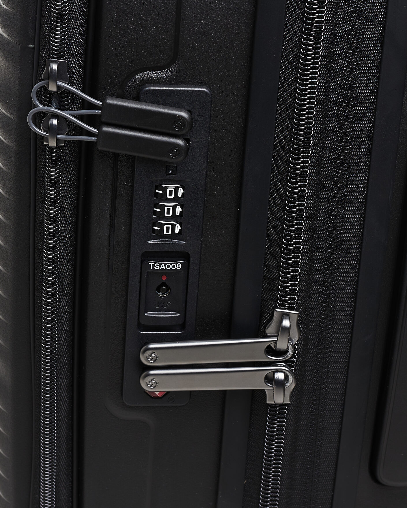 Men | Bags | Samsonite | Paralux 55cm Front Acess Carry-On Black