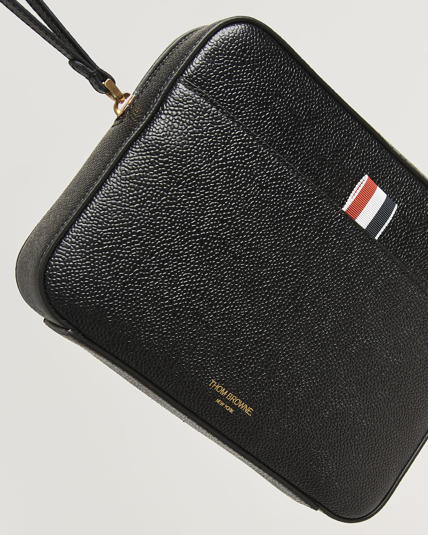 美品 Thom Browne Pebbled Leather Belt Bag Thom Browne Pebble Grain Leather Bag Black at CareOfCarl.com