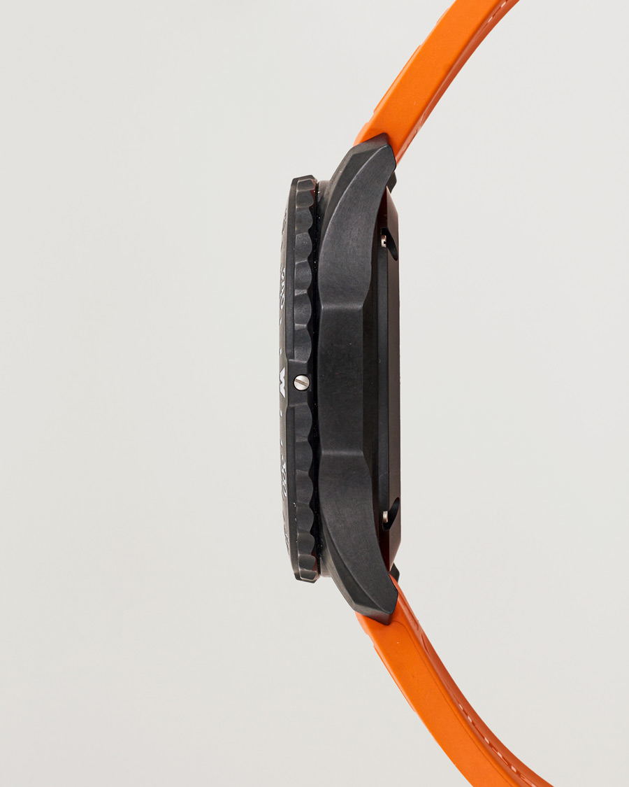 Men | Breitling Pre-Owned Endurance Pro | Breitling Pre-Owned | Endurance Pro