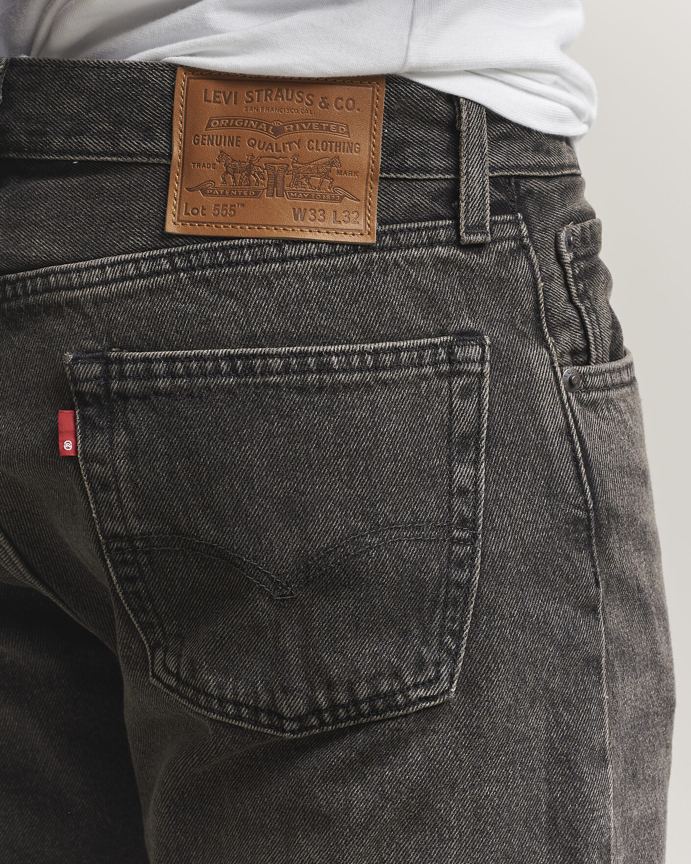 Levi's 555 Relaxed Straight Jeans Back On The Block at CareOfCarl.com