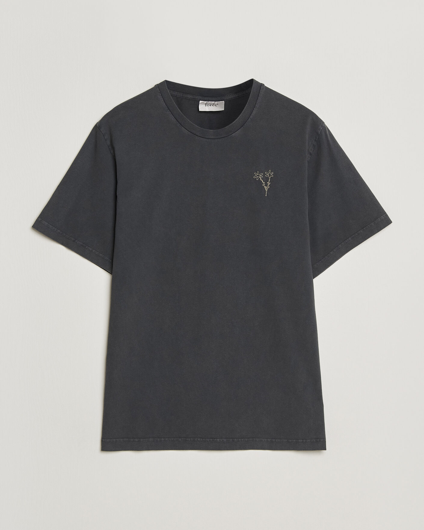 Men | T-Shirts | Forét | Bouquet T-Shirt Washed Black