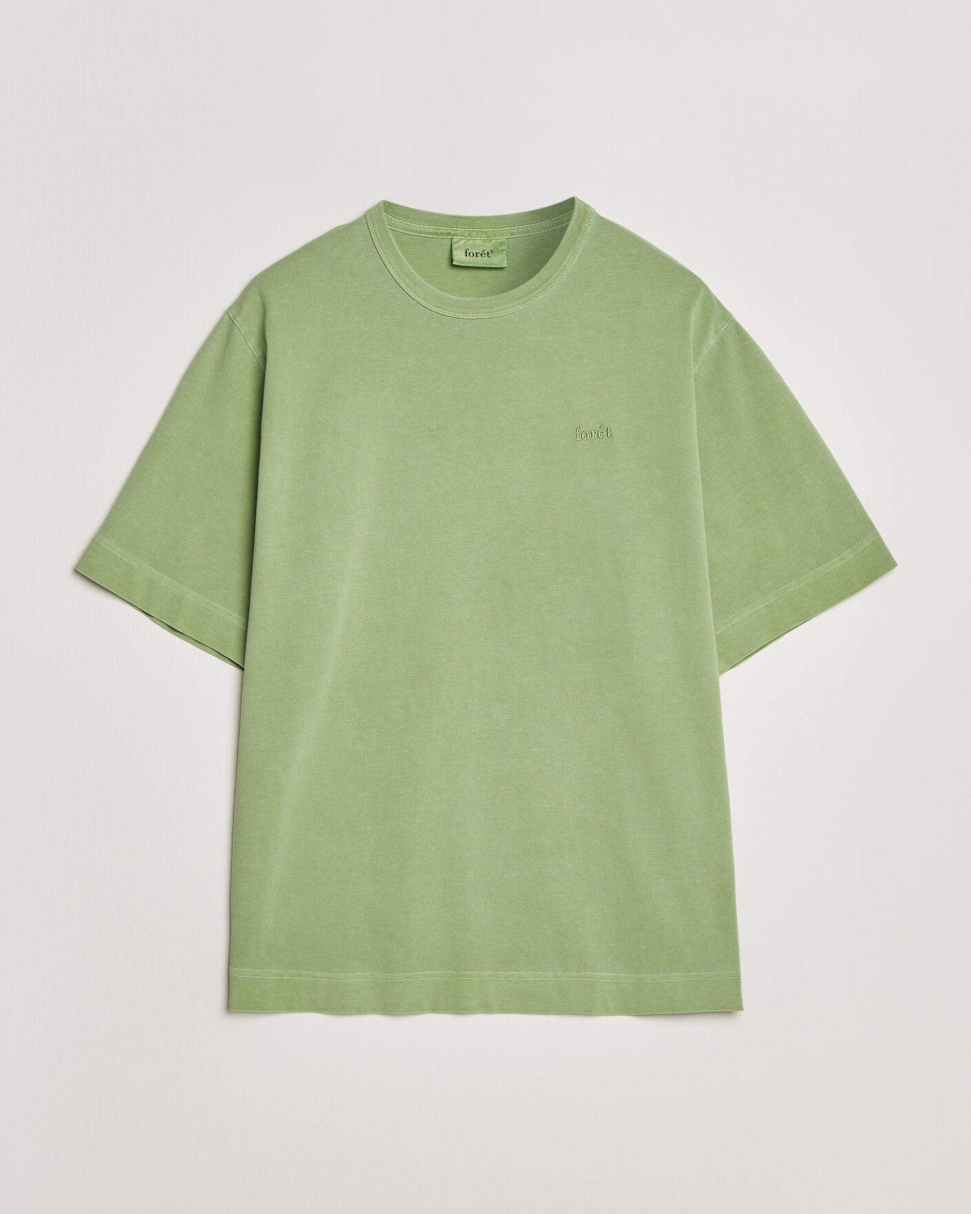 Men | T-Shirts | Forét | Park Loose Fit T-Shirt Vibrant Moss