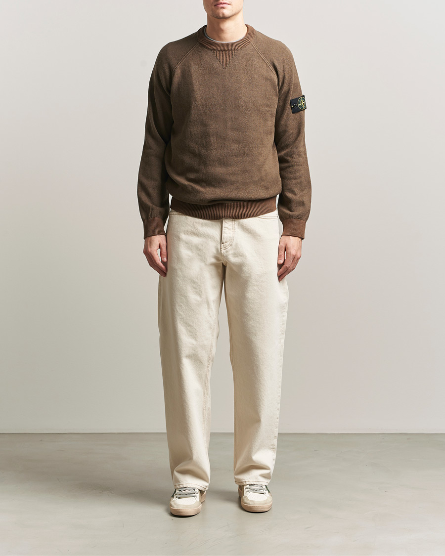 Men | Sweaters & Knitwear | Stone Island | Raw Hand Organic Cotton Raglan Crewneck Umber
