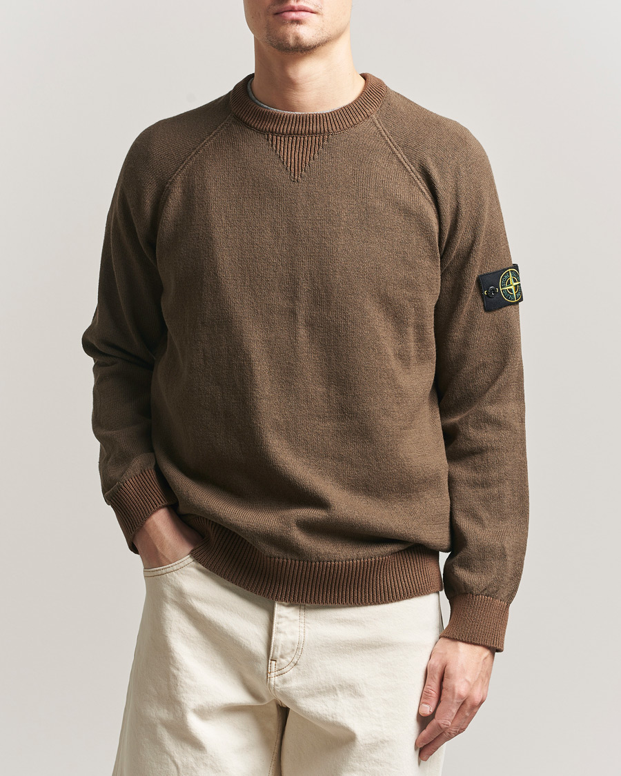 Men | Sweaters & Knitwear | Stone Island | Raw Hand Organic Cotton Raglan Crewneck Umber