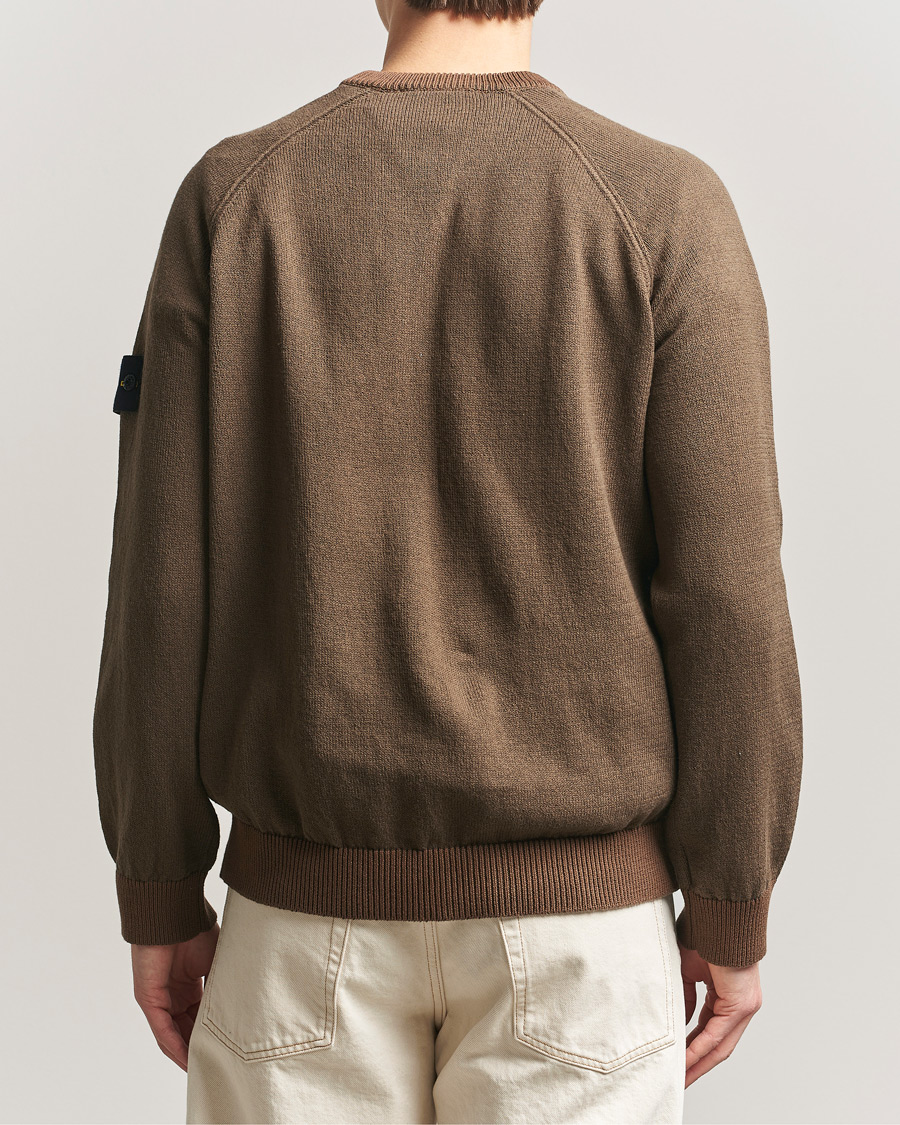 Men | Sweaters & Knitwear | Stone Island | Raw Hand Organic Cotton Raglan Crewneck Umber