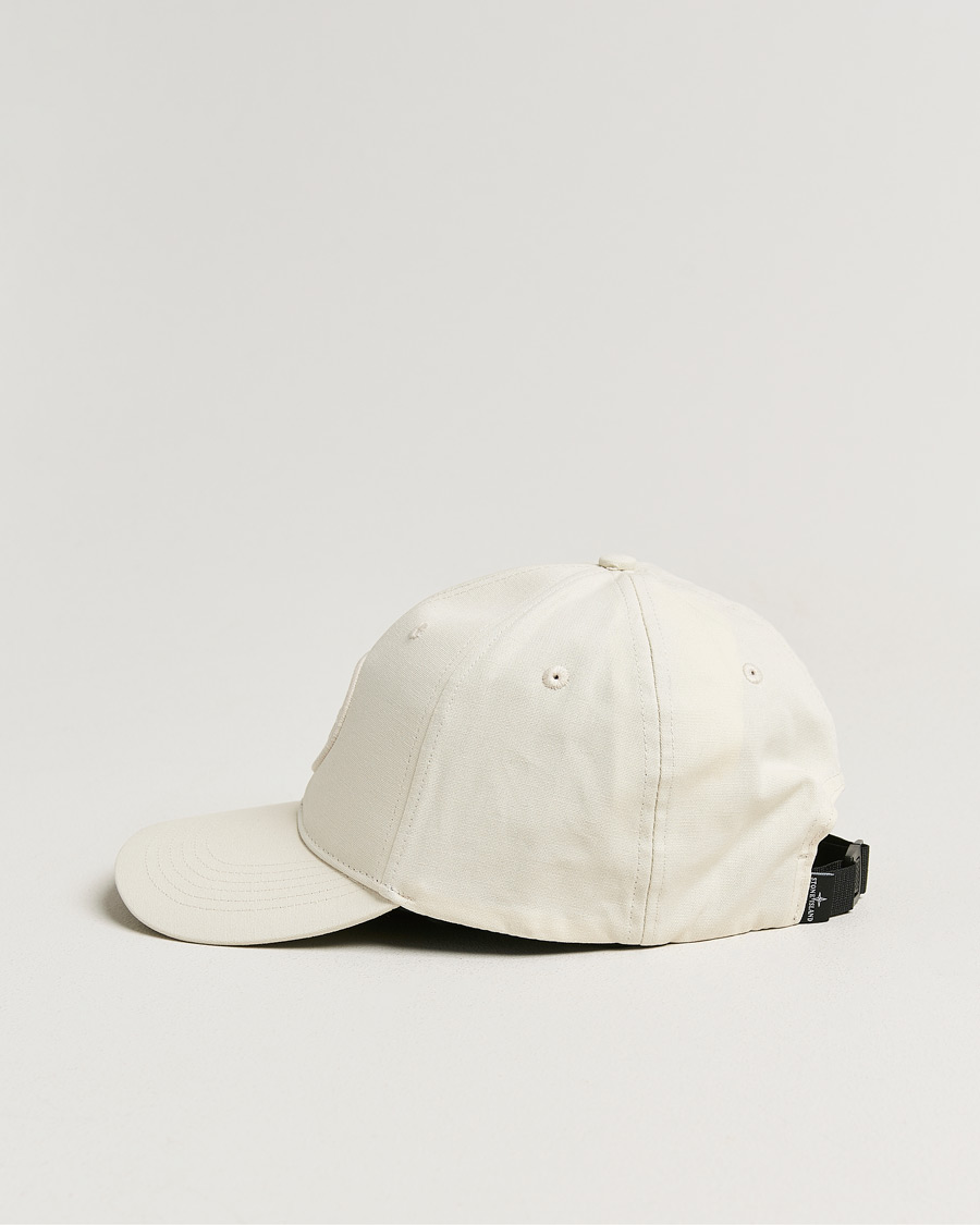 Men | Hats & Caps | Stone Island | Classic Cotton Logo Cap Ivory
