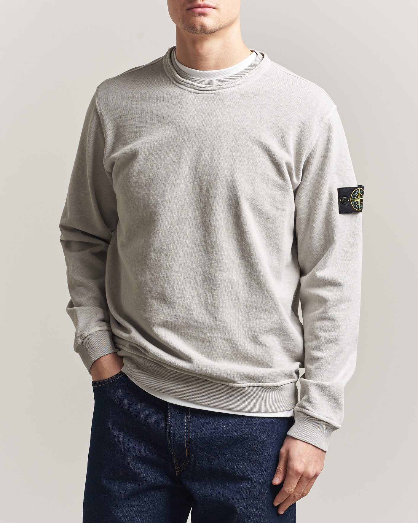 Men | Sweaters & Knitwear | Stone Island | Old Dyed Cotton Sweatshirt Pearl Grey
