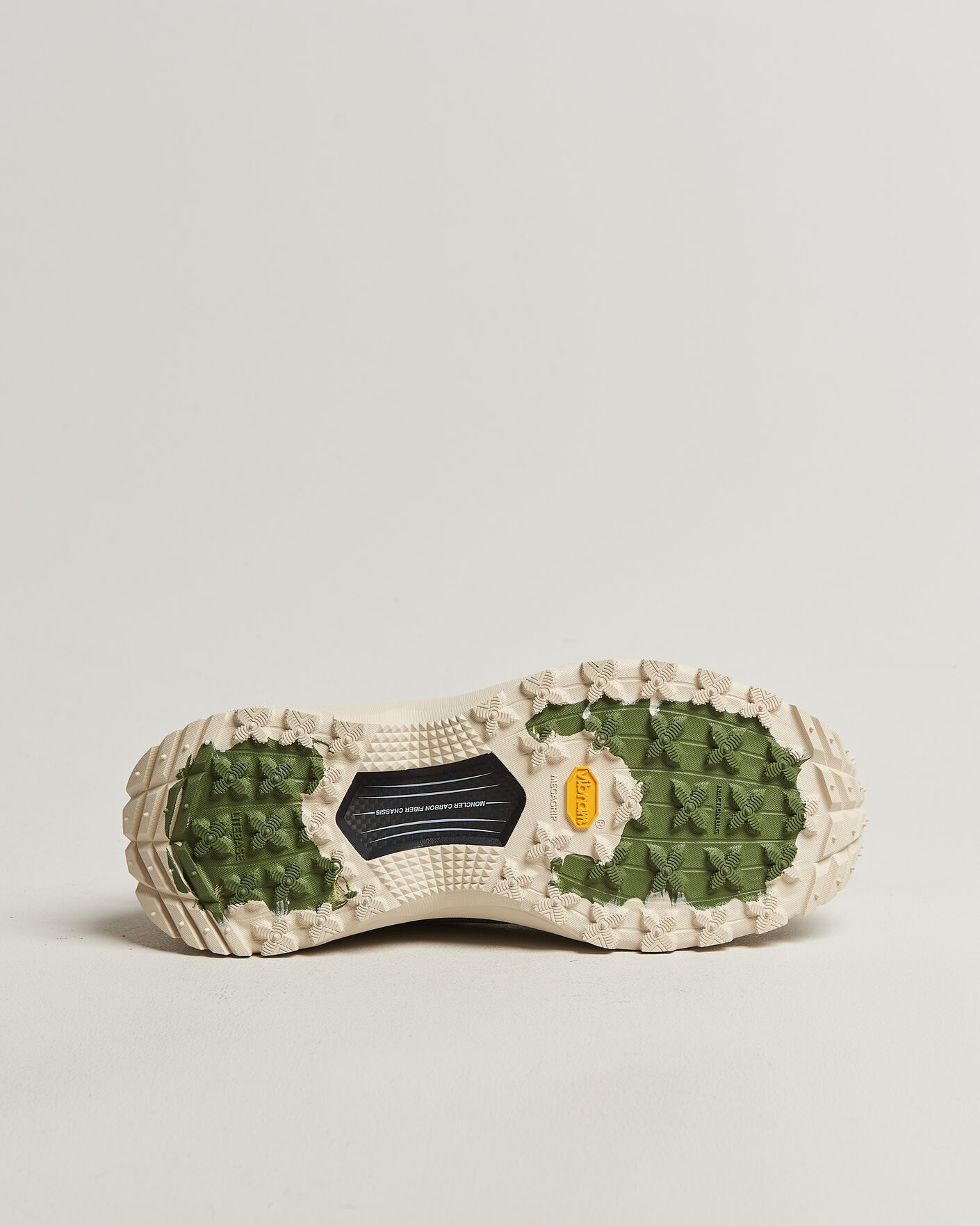 Men | Trail Sneakers | Moncler | Trailgrip Lite Sneakers Off White