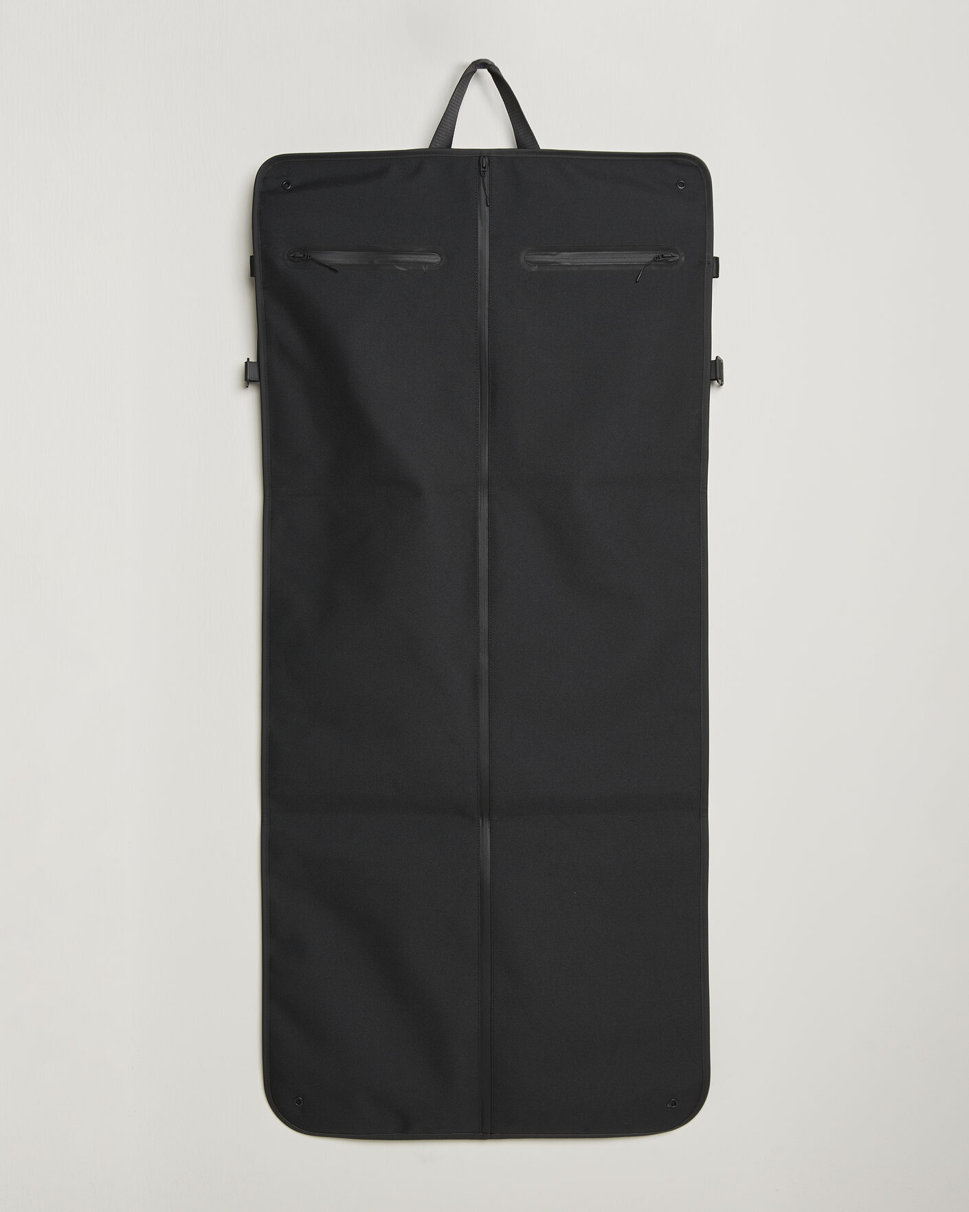 Men | RAINS OTG Suit Bag Black | RAINS | OTG Suit Bag Black