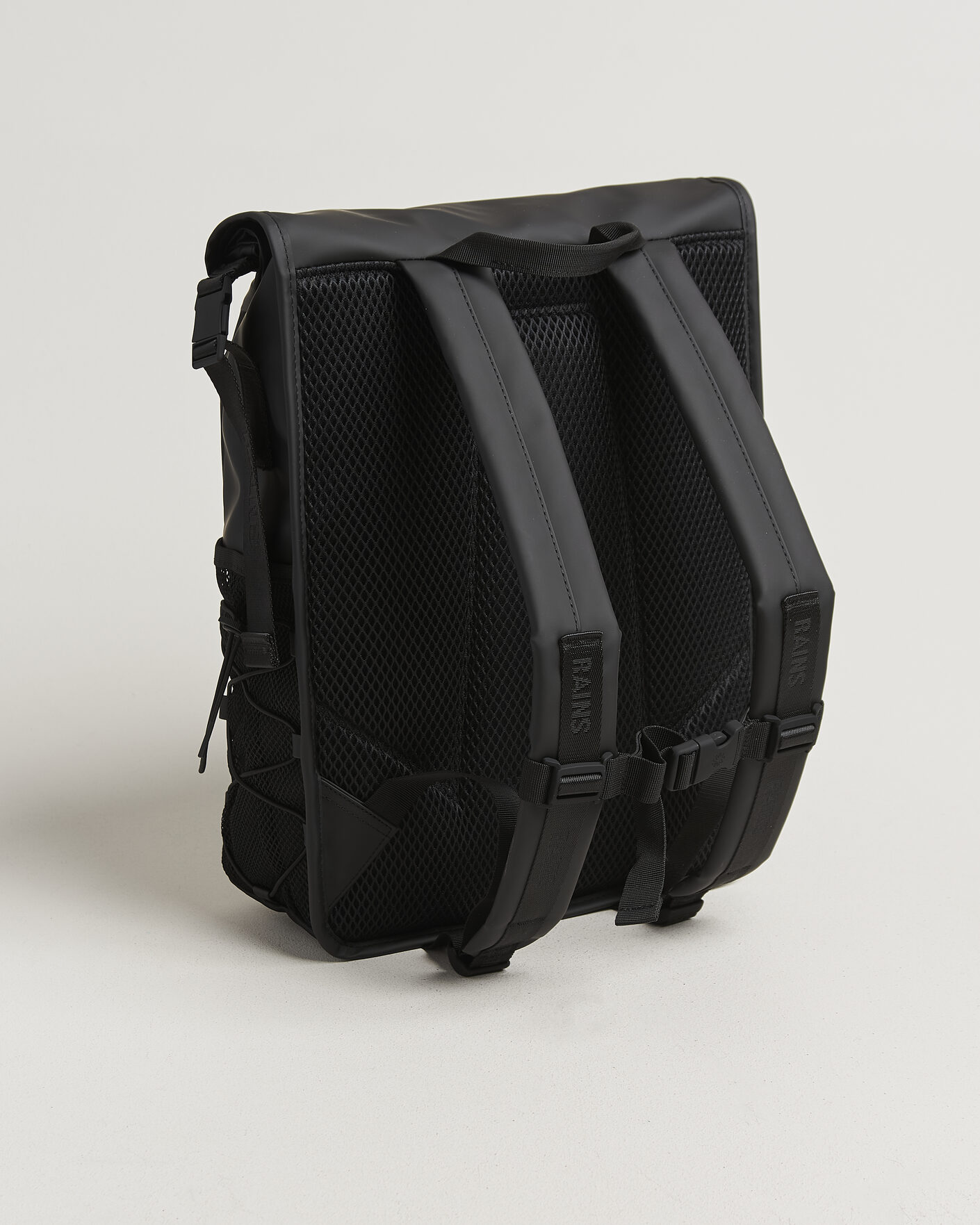 Men | Bags | RAINS | Trail Mountaineer Rolltop Backpack Black