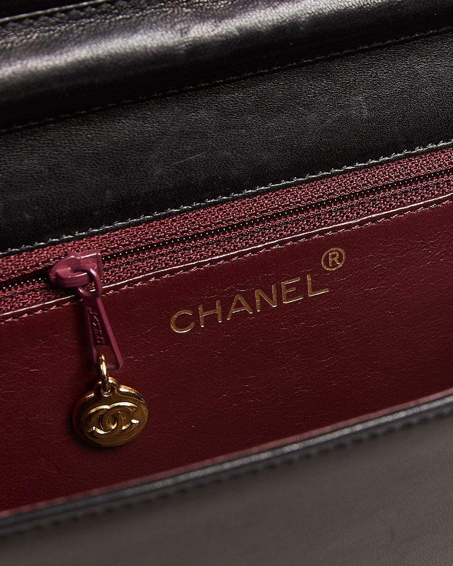 Men | Pre-Owned & Vintage Bags | Chanel Pre-Owned | Classic Single Flap Bag Lambskin Small Black