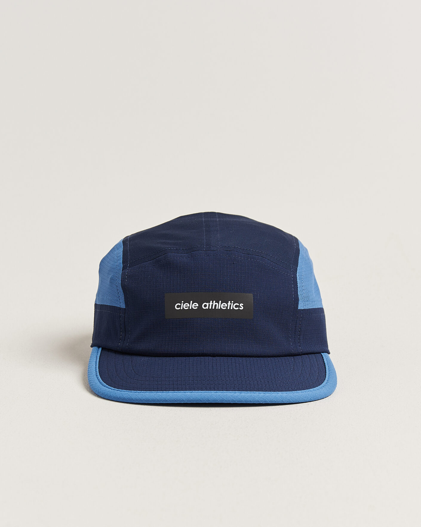 Men | Hats & Caps | Ciele | GOCap Field Running Cap Indigo
