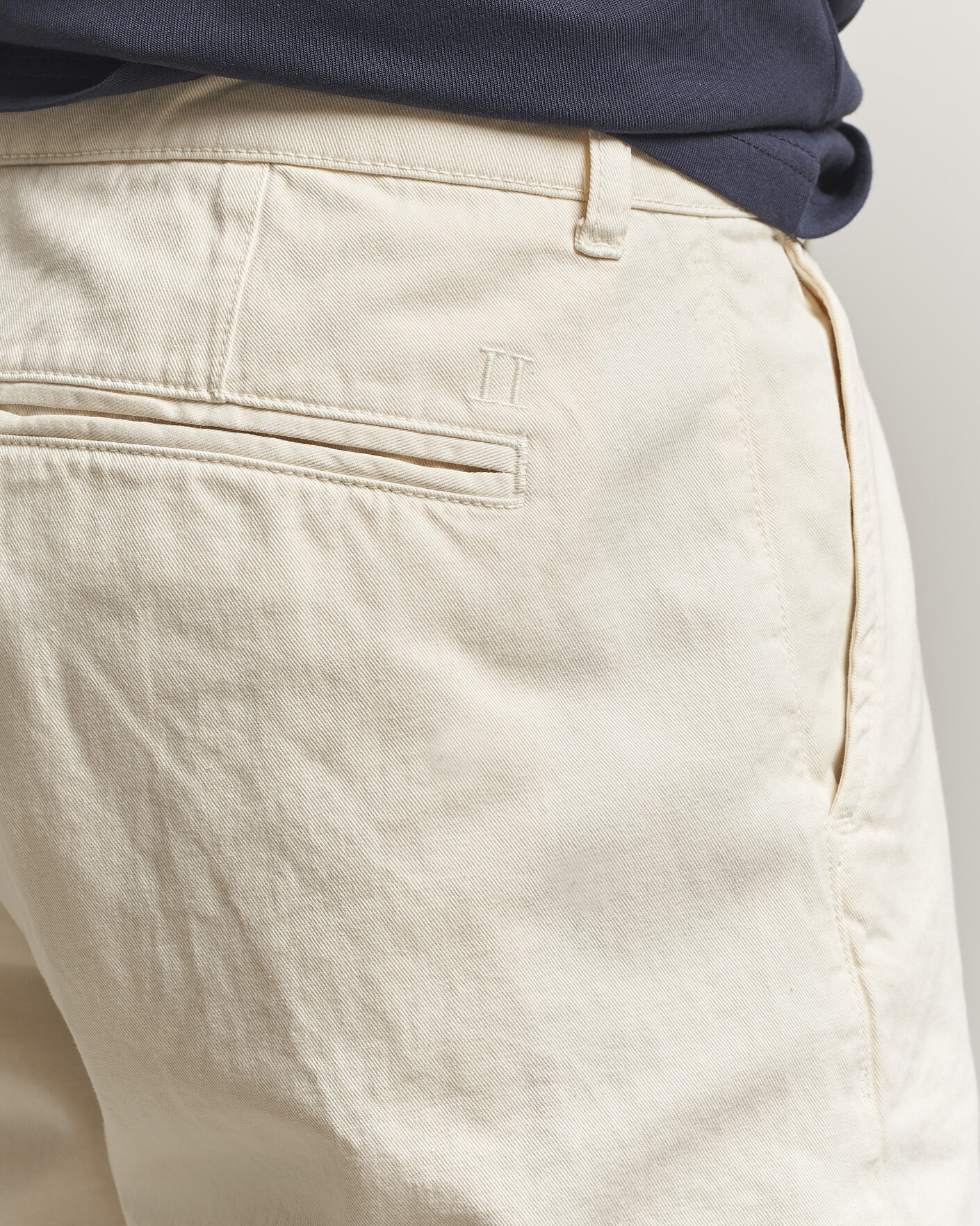 Men | Trousers | LES DEUX | Oscar Chino Pants Eggnog White