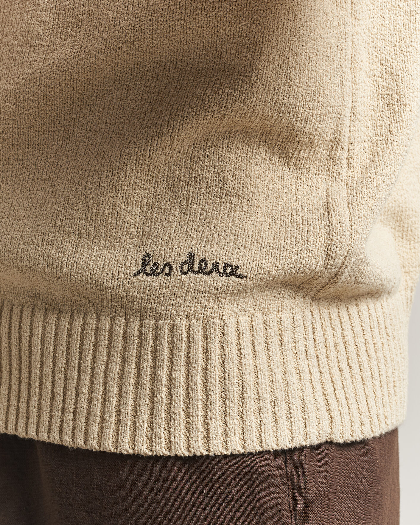 Men | Sweaters & Knitwear | LES DEUX | Brad Knitted Roundneck Oyster Grey/White