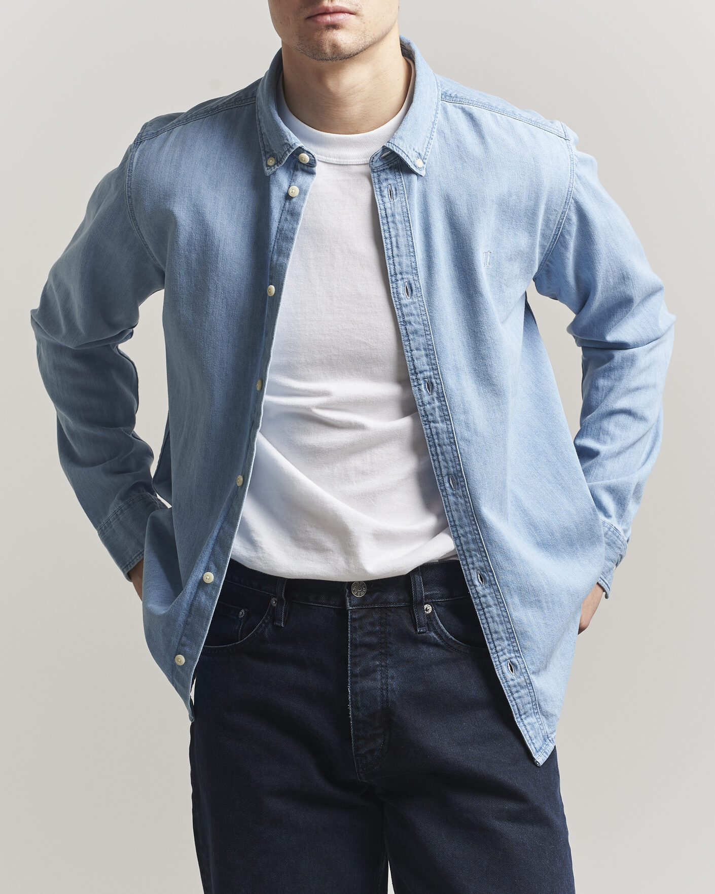 Men | Shirts | LES DEUX | Konrad Denim Shirt Light Indigo Wash