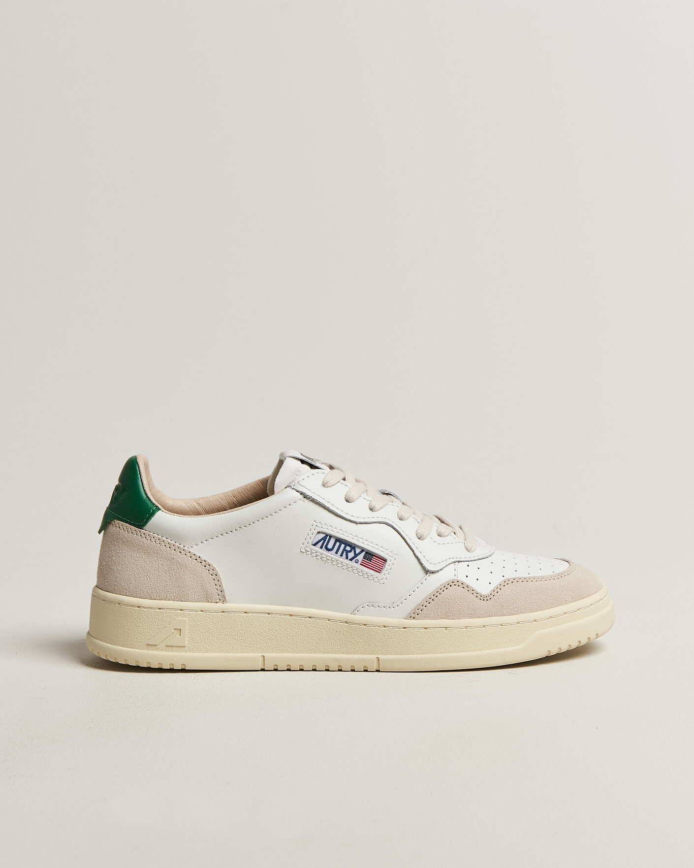 Men | Sneakers | Autry | Medalist Low Leather/Suede Sneaker White/Amazon