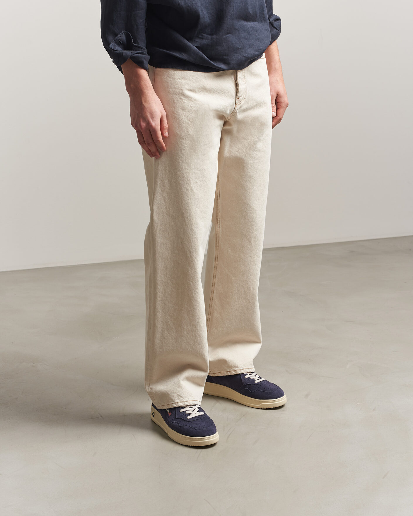 Men | Sneakers | Autry | Medalist Low Sneaker Space/White