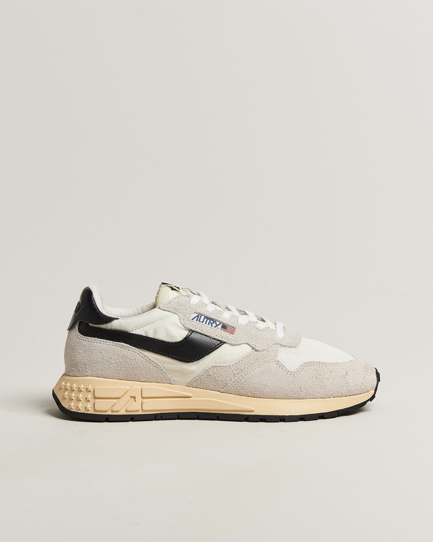 Men | Sneakers | Autry | Reelwind Running Sneaker White/Black