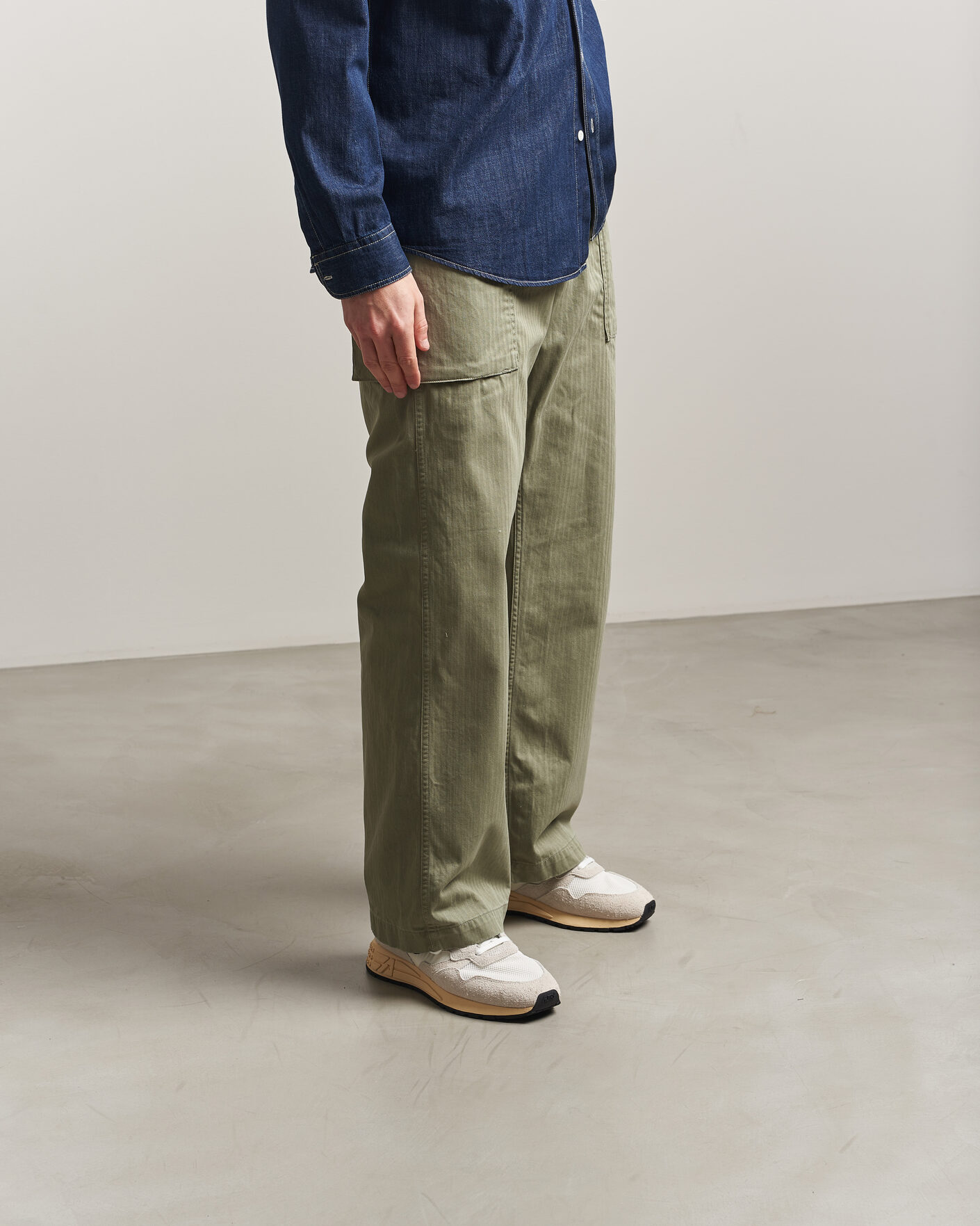 Men | Sneakers | Autry | Reelwind Running Sneaker White/Black