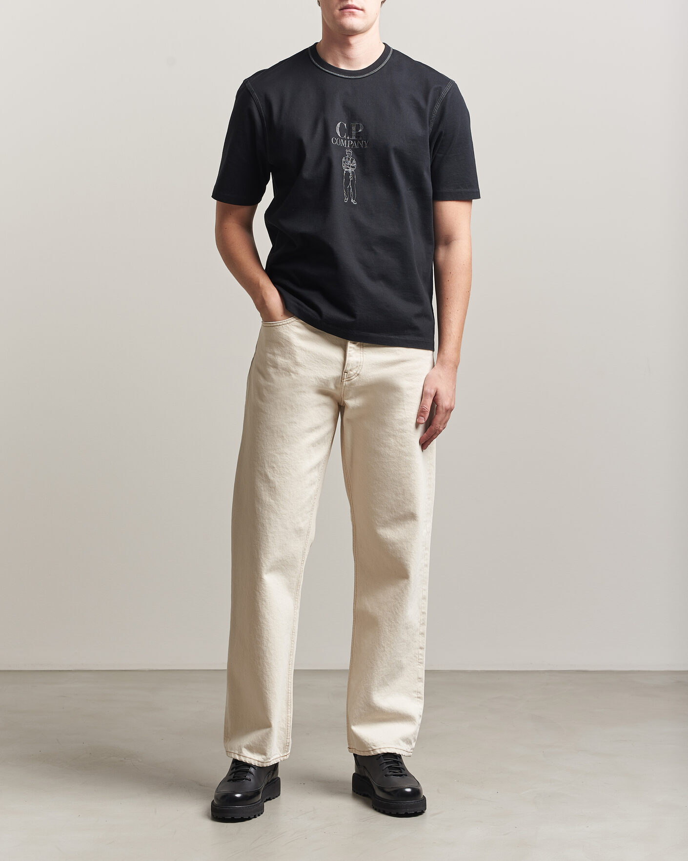 Men | T-Shirts | C.P. Company | Mercerized Heavy Cotton Chest Logo T-Shirt Black