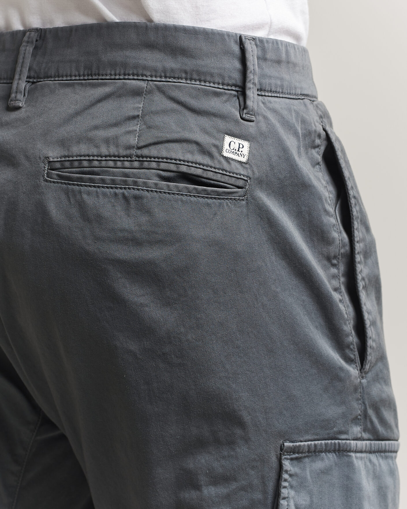 Men | Trousers | C.P. Company | Satin Stretch Cargo Pants Dark Grey