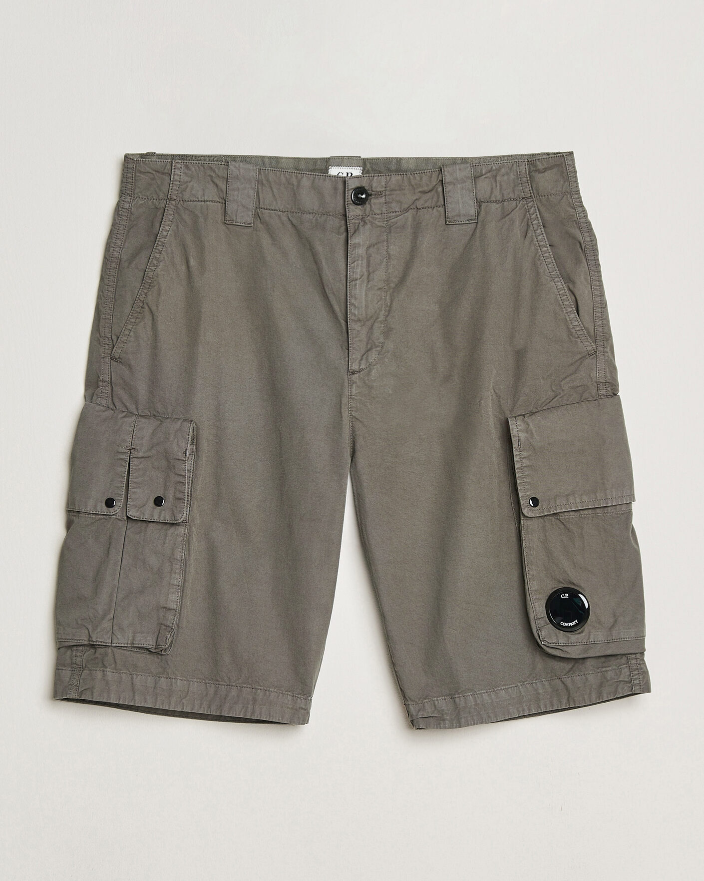 Men | Shorts | C.P. Company | Cotton Gabardine Cargo Shorts Washed Black