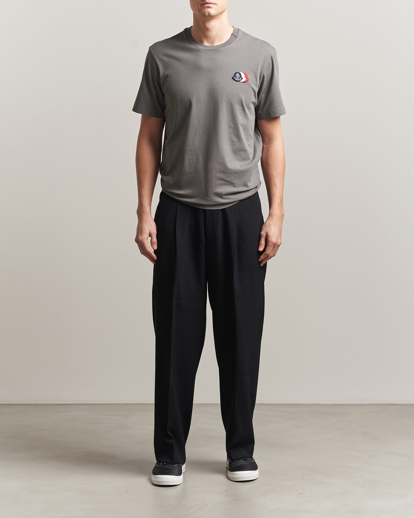 Men | T-Shirts | Moncler | Tricolore Logo T-Shirt Grey