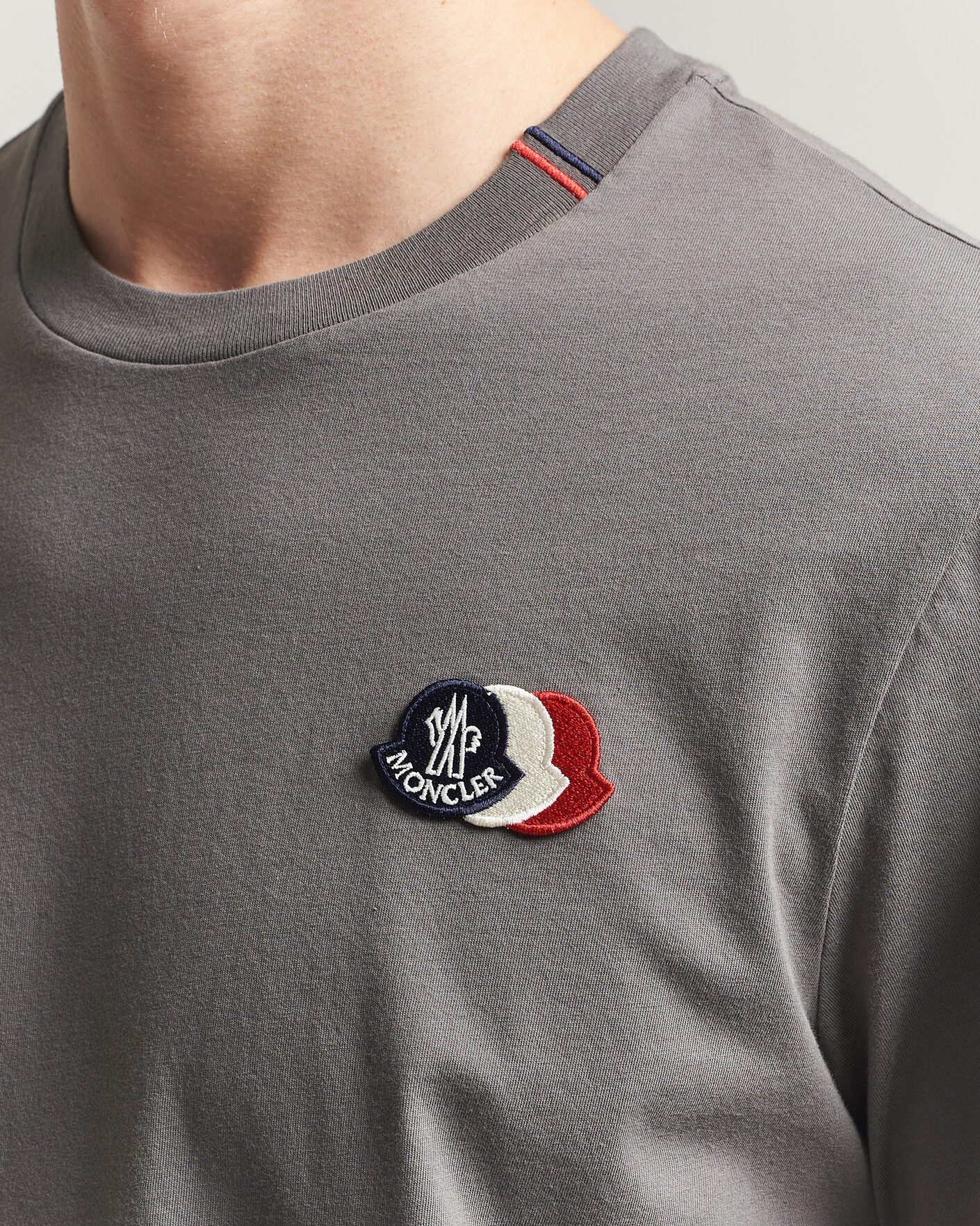 MONCLER 長袖Tシャツ 18/24 グレー 楽天市場】モンクレール ロングスリーブTシャツ 8D00018 984グレー