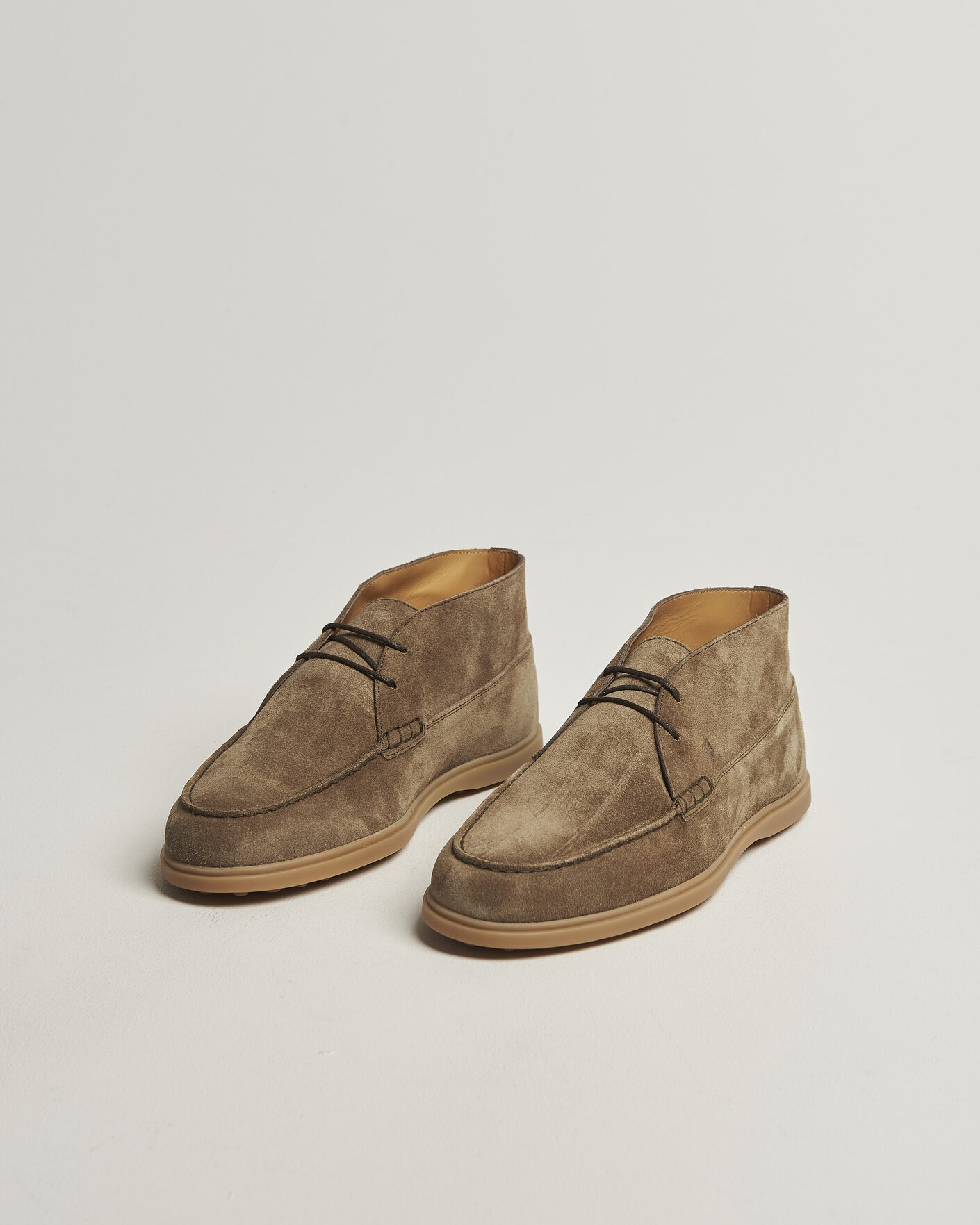 Men | Boat Shoes | Tod's | Gomma Leggera Chukka Boots Beige Suede