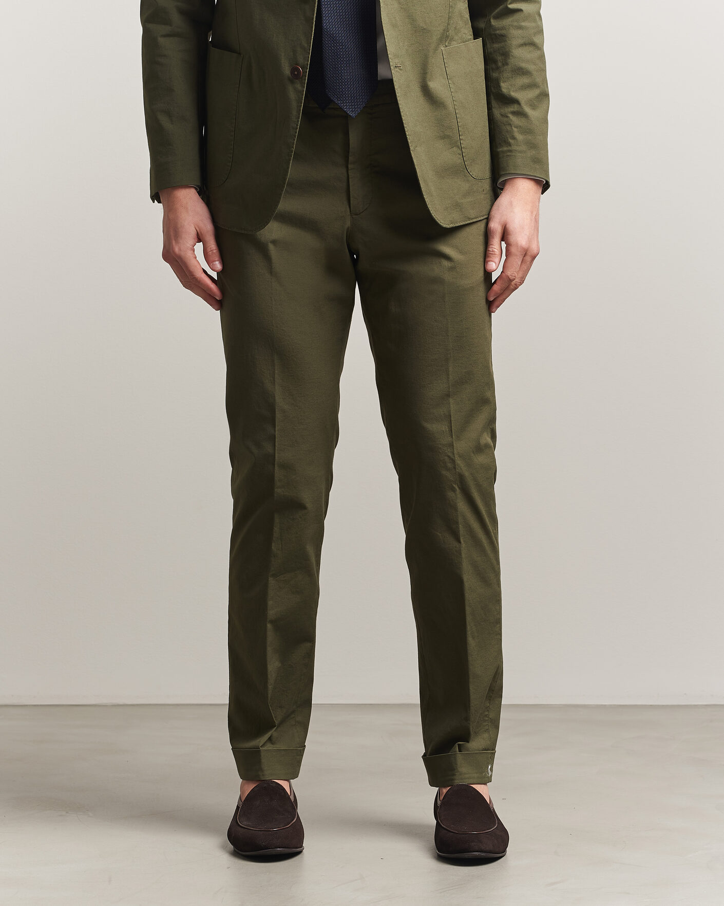 Men | Trousers | Morris | Jack Washed Cotton Trousers Olive