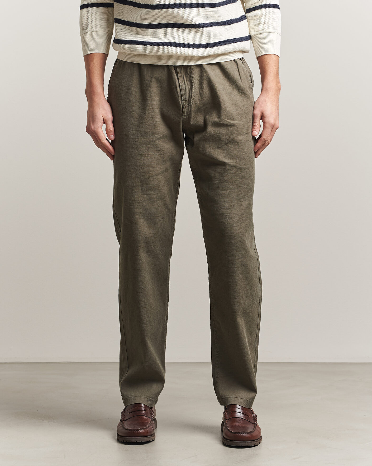 Men | Trousers | Morris | Fenix Linen Trousers Olive