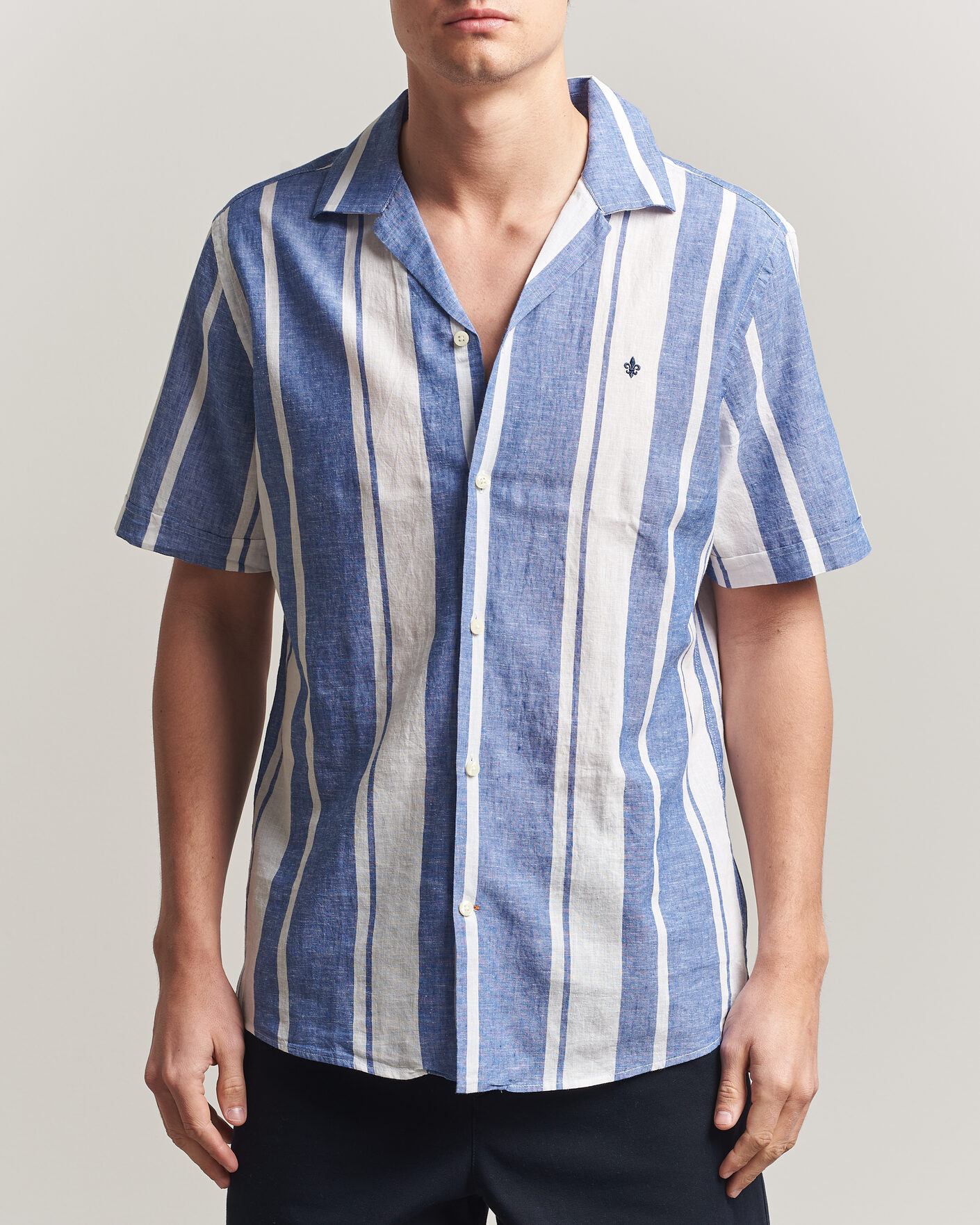 Men | Shirts | Morris | Resort Short Sleeve Linen Shirt Blue