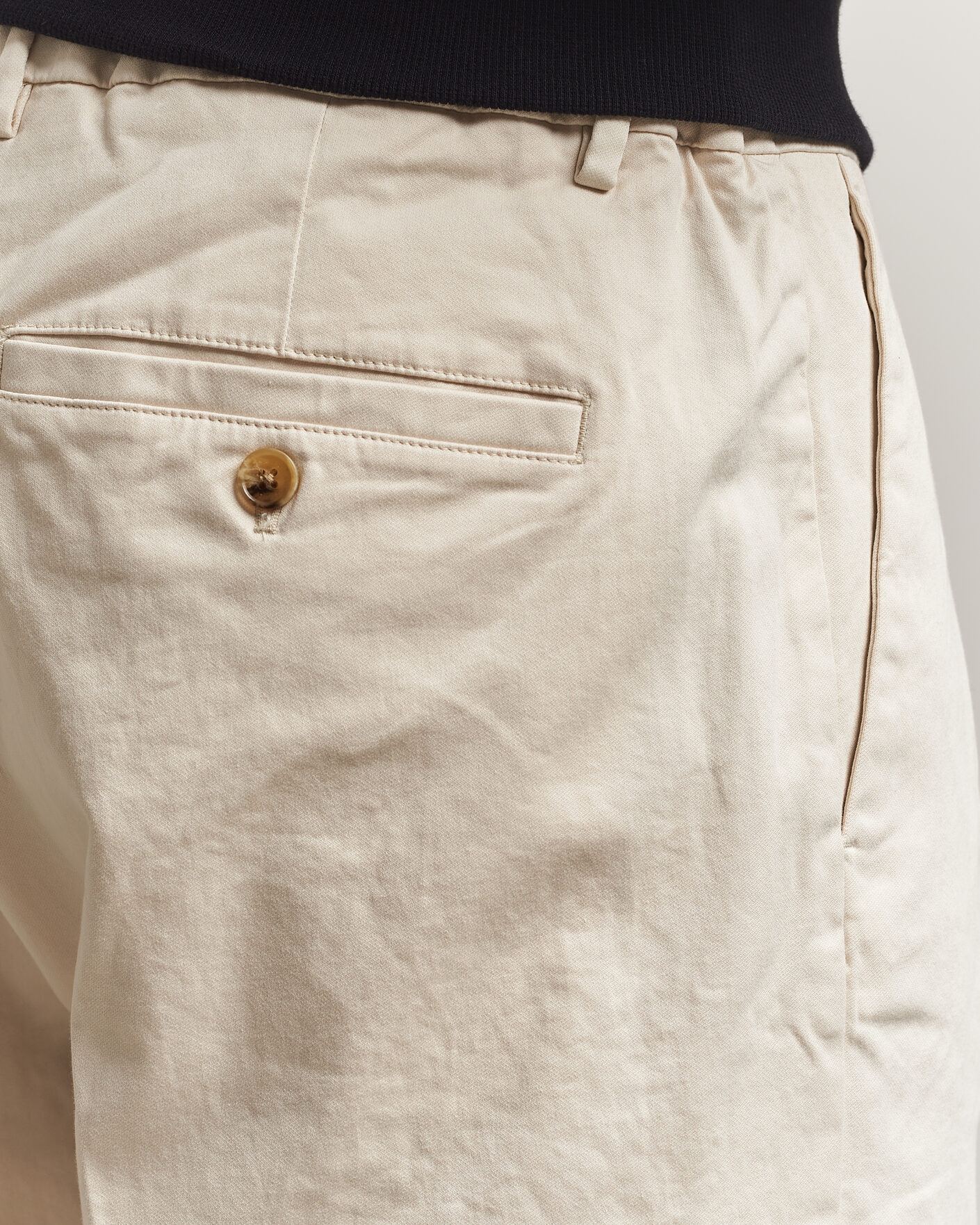Men | Trousers | NN07 | Kay Cotton Pleated Trousers Ivory