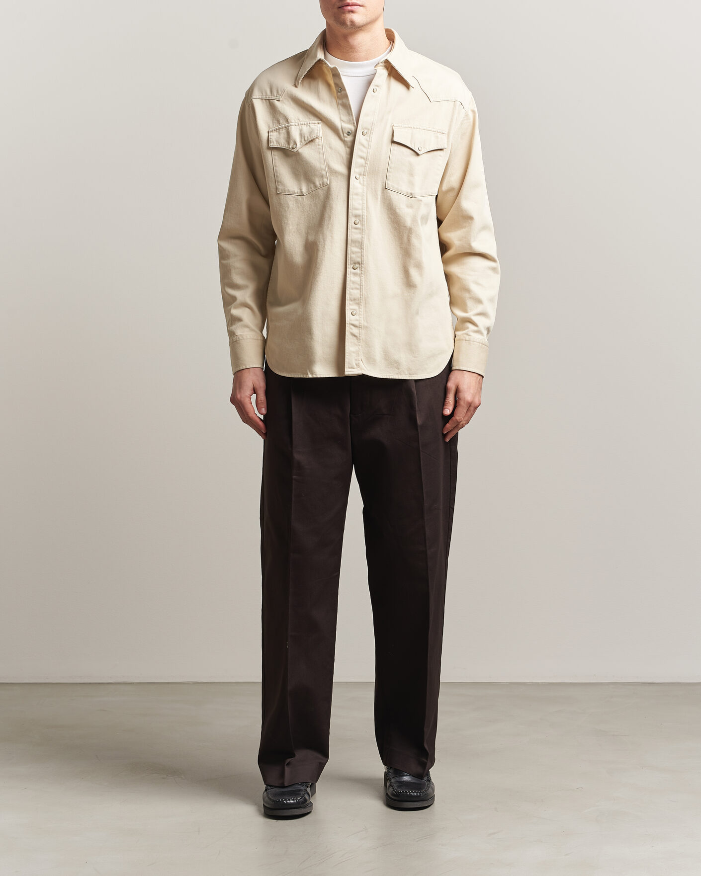 Men | Trousers | NN07 | Kay Cotton Pleated Trousers Deep Truffle