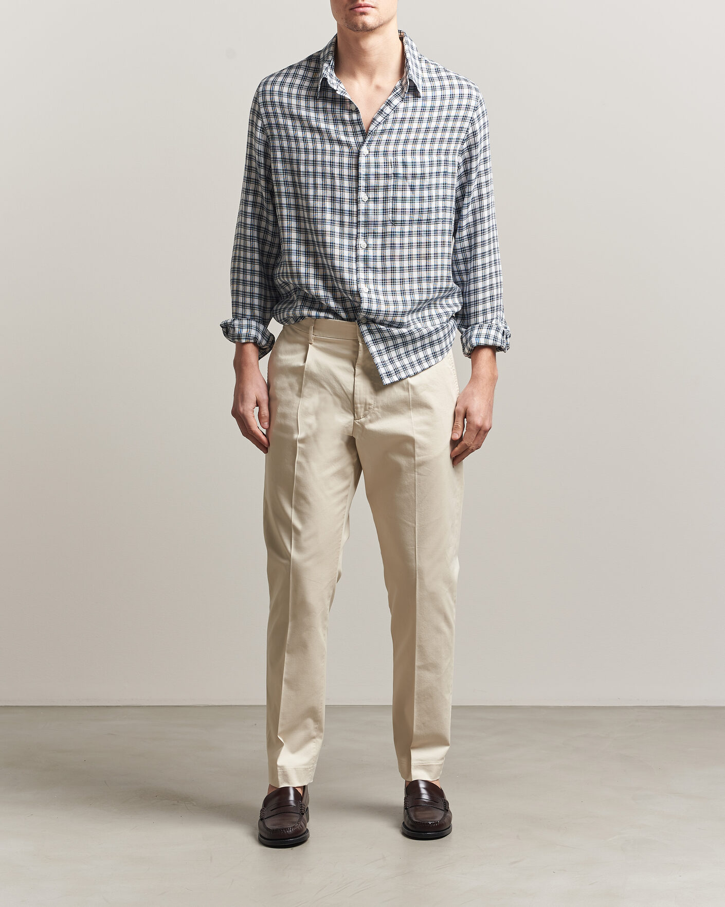 Men | Trousers | NN07 | Bill Pleated Trousers Ivory