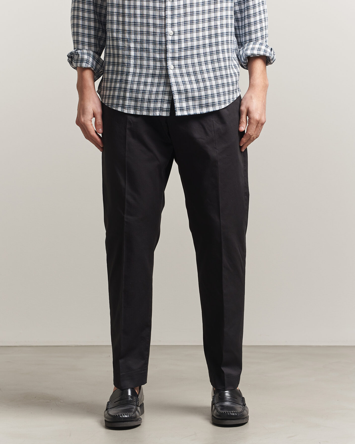 Men | Trousers | NN07 | Bill Pleated Trousers Black