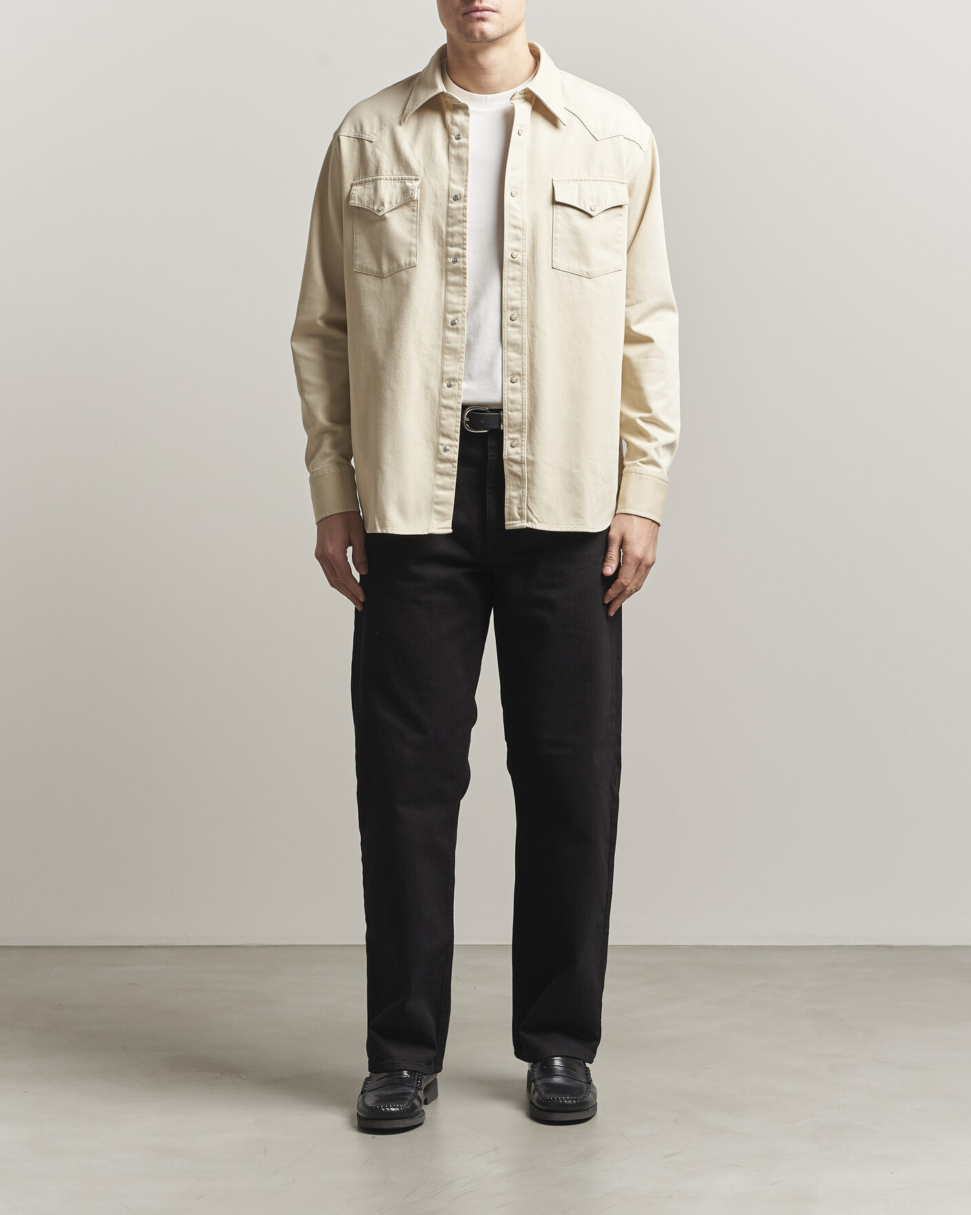 argue Richi Denimシャツプルオーバー　ベージュ　サイズ2 NN07 Ricky Western Denim Shirt Ivory at CareOfCarl.com