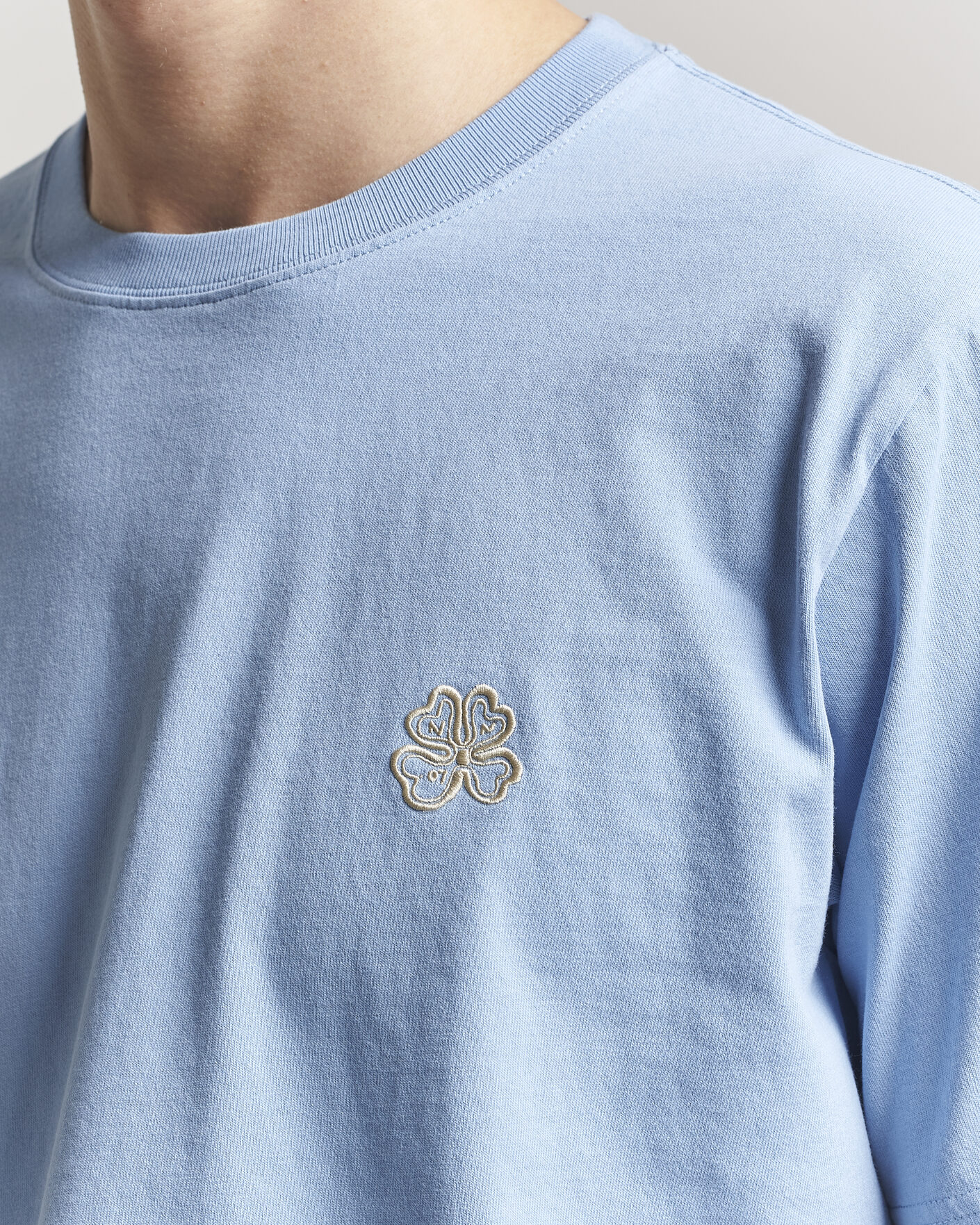 Men | T-Shirts | NN07 | Jett Embroidered Crew Neck T-Shirt Cerulian Blue