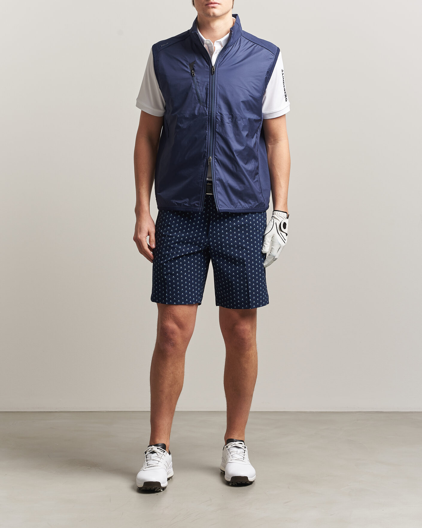 RLX Ralph Lauren Flat Front Printed Golf Shorts Skull and Cubs at