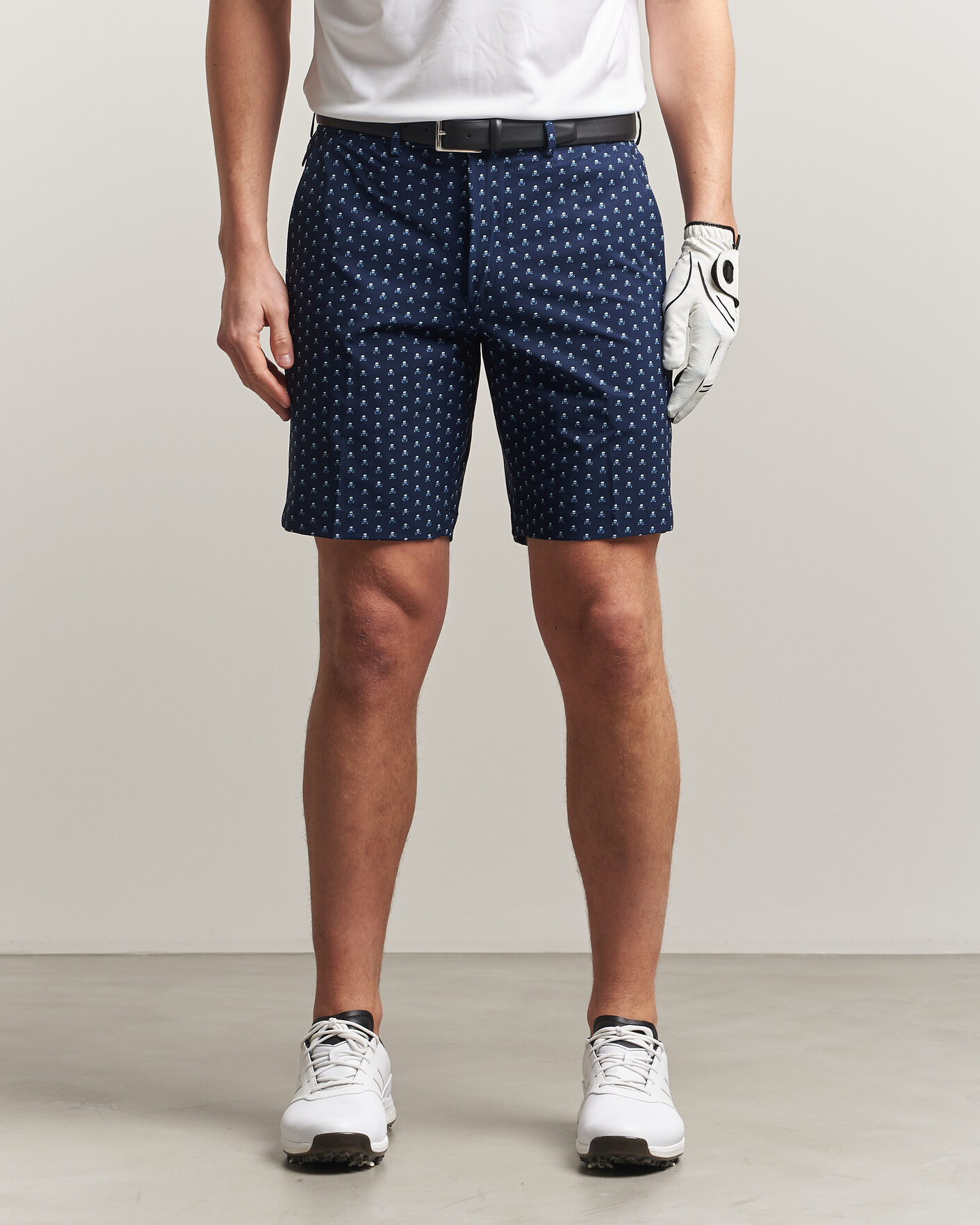 RLX Ralph Lauren Flat Front Printed Golf Shorts Skull and Cubs at