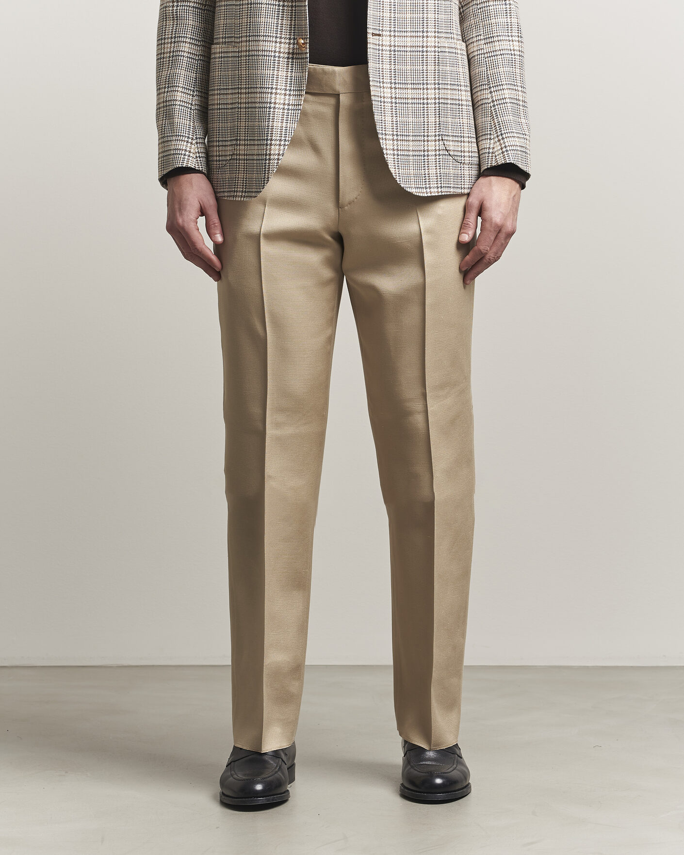 Men | Trousers | Lardini | Palu Straight Fit Viscose/Silk Trousers Beige