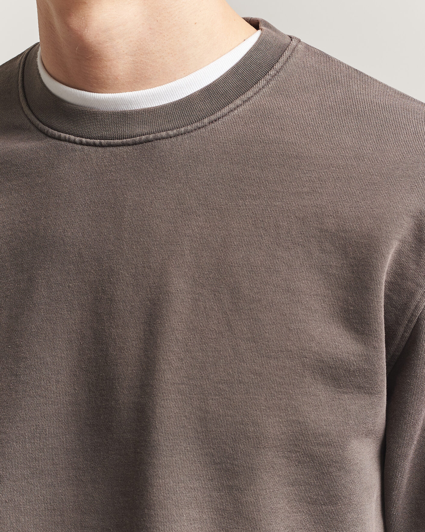 Men | Sweaters & Knitwear | Colorful Standard | Classic Organic Crew Neck Sweat Fade Mud