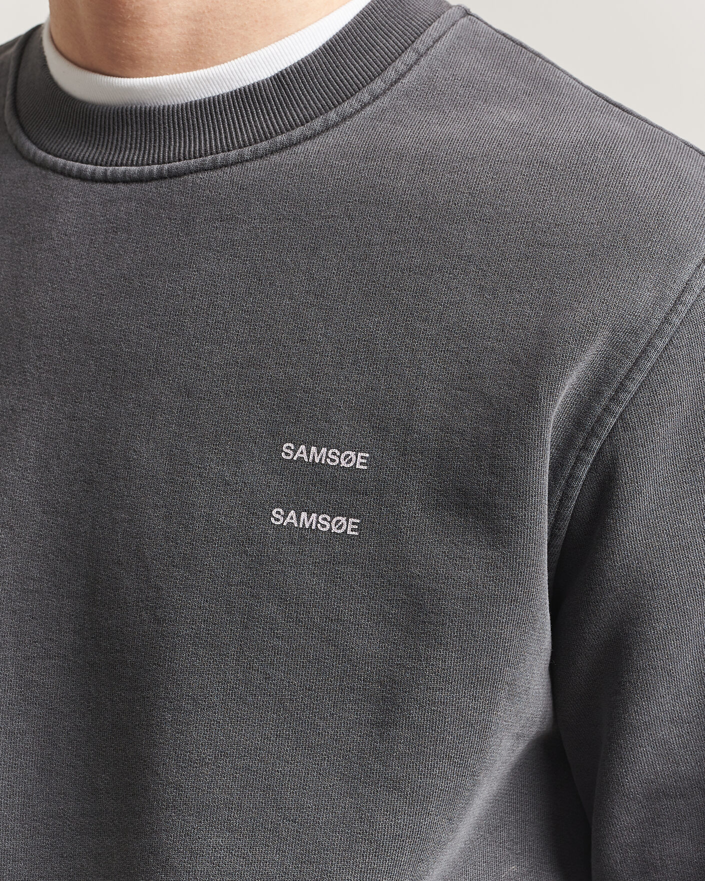 Men | Sweaters & Knitwear | Samsøe Samsøe | Joel Washed Organic Cotton Sweatshirt Black