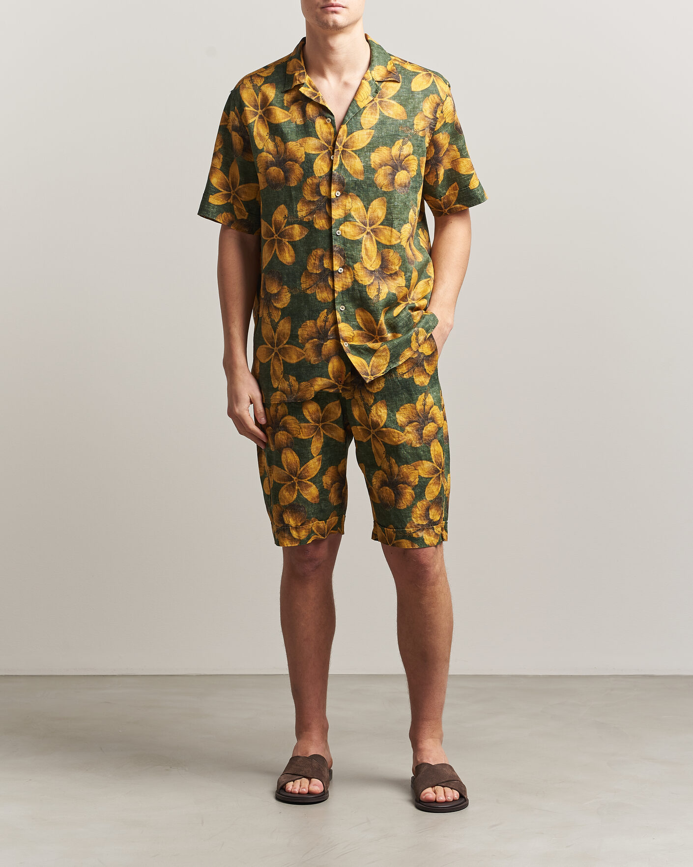 Men | Shirts | Stenströms | Flower Printed Short Sleeve Linen Shirt Green