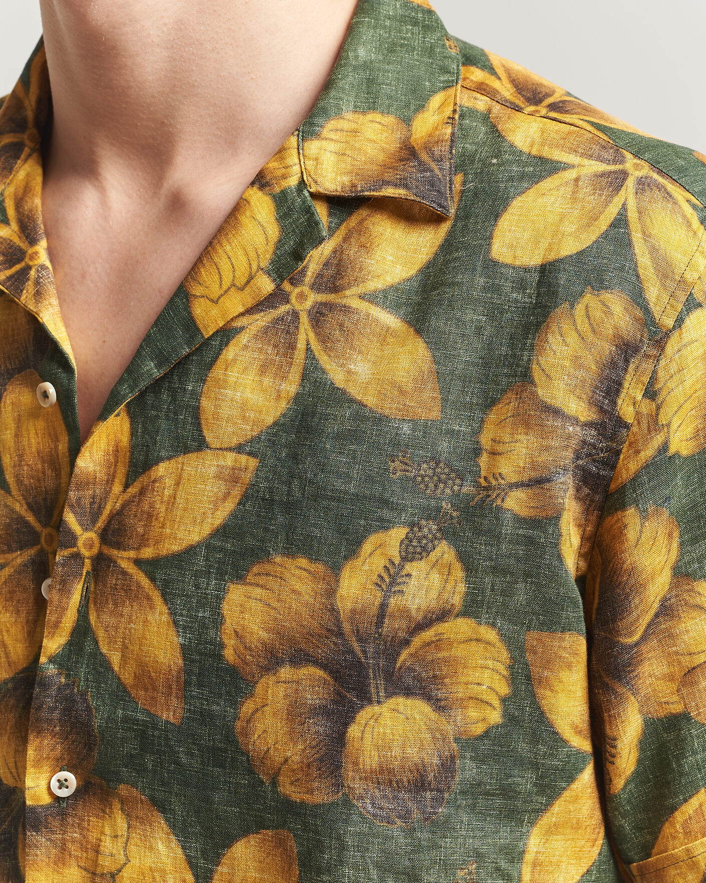 Men | Shirts | Stenströms | Flower Printed Short Sleeve Linen Shirt Green